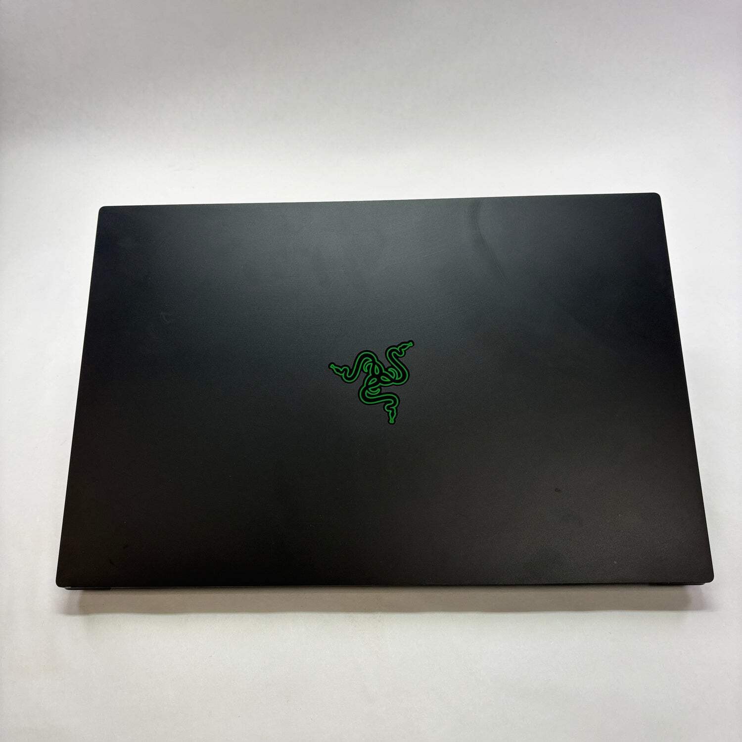 Razer Blade 15 Advanced i7-11800H 2.3GHz 16GB RAM 1TB SSD GeForce RTX 3060