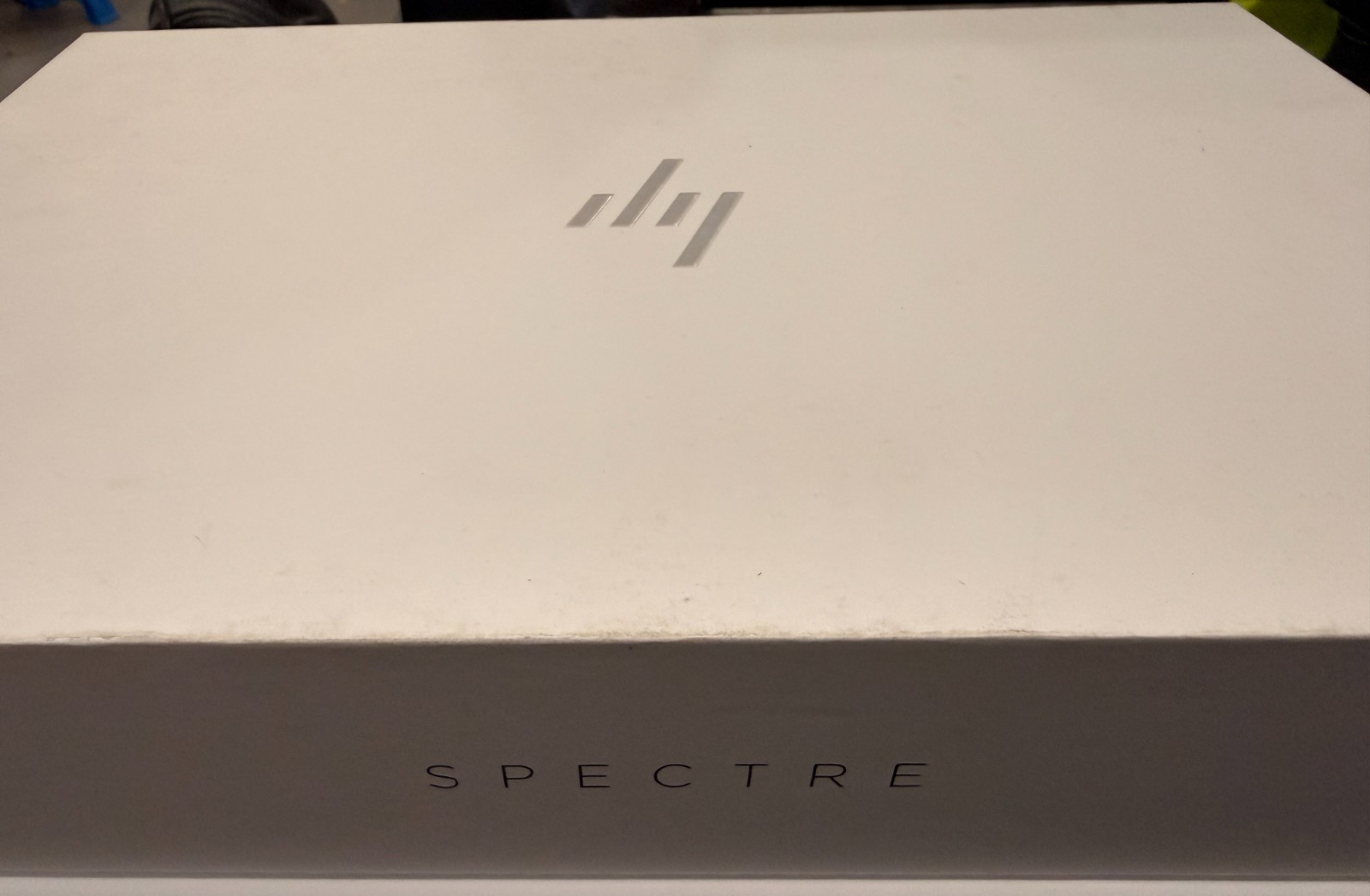 HP Spectre x360 2-in-1 16″ 4K OLED (1TB SSD, i7-1360P, 3.40 GHz, 16GB) Laptop
