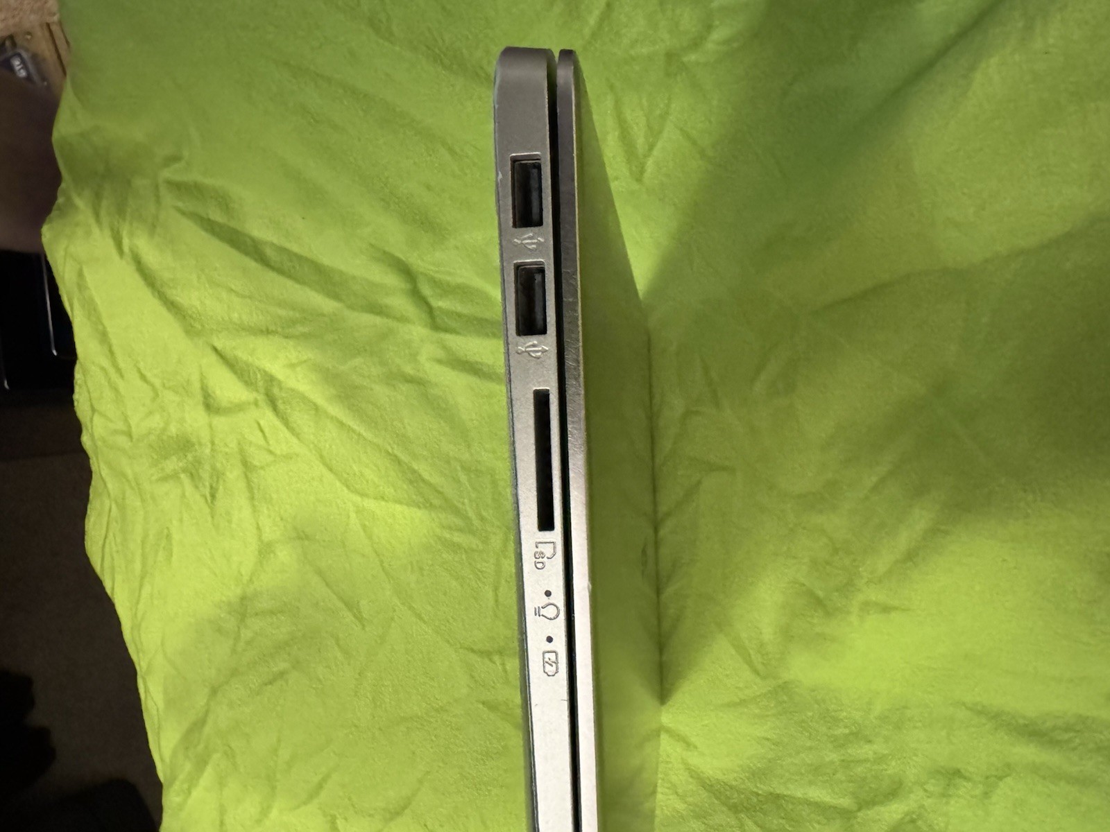 ASUS Vivobook 15 X510 15.6 Inch Intel i5-8250U 16gb Ram 1Tb Storage Win11