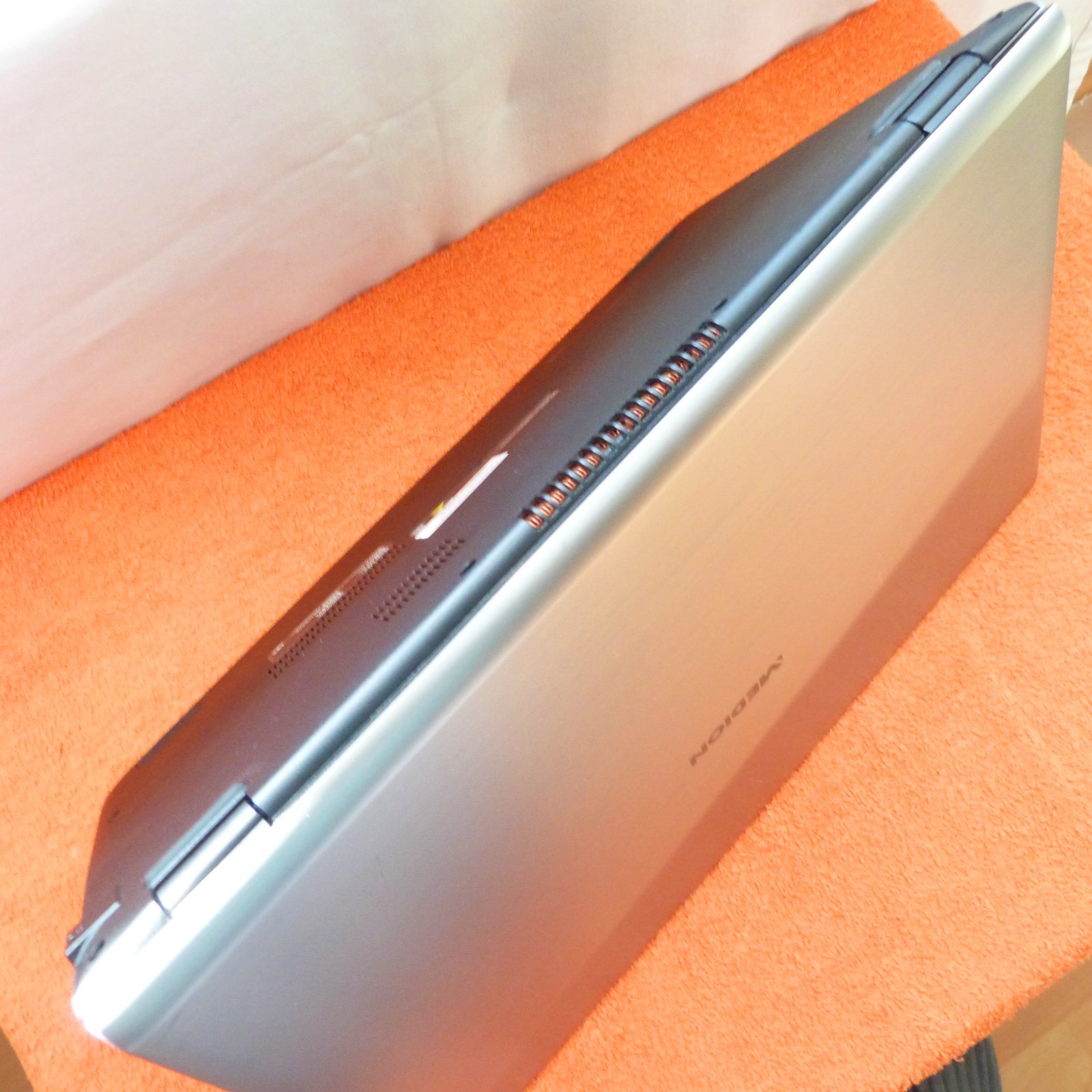 Medion S6426 17″ FULLHD DOLBY l 1TB HDD SSD Windows 11 l 8GEN TURBO Core i5