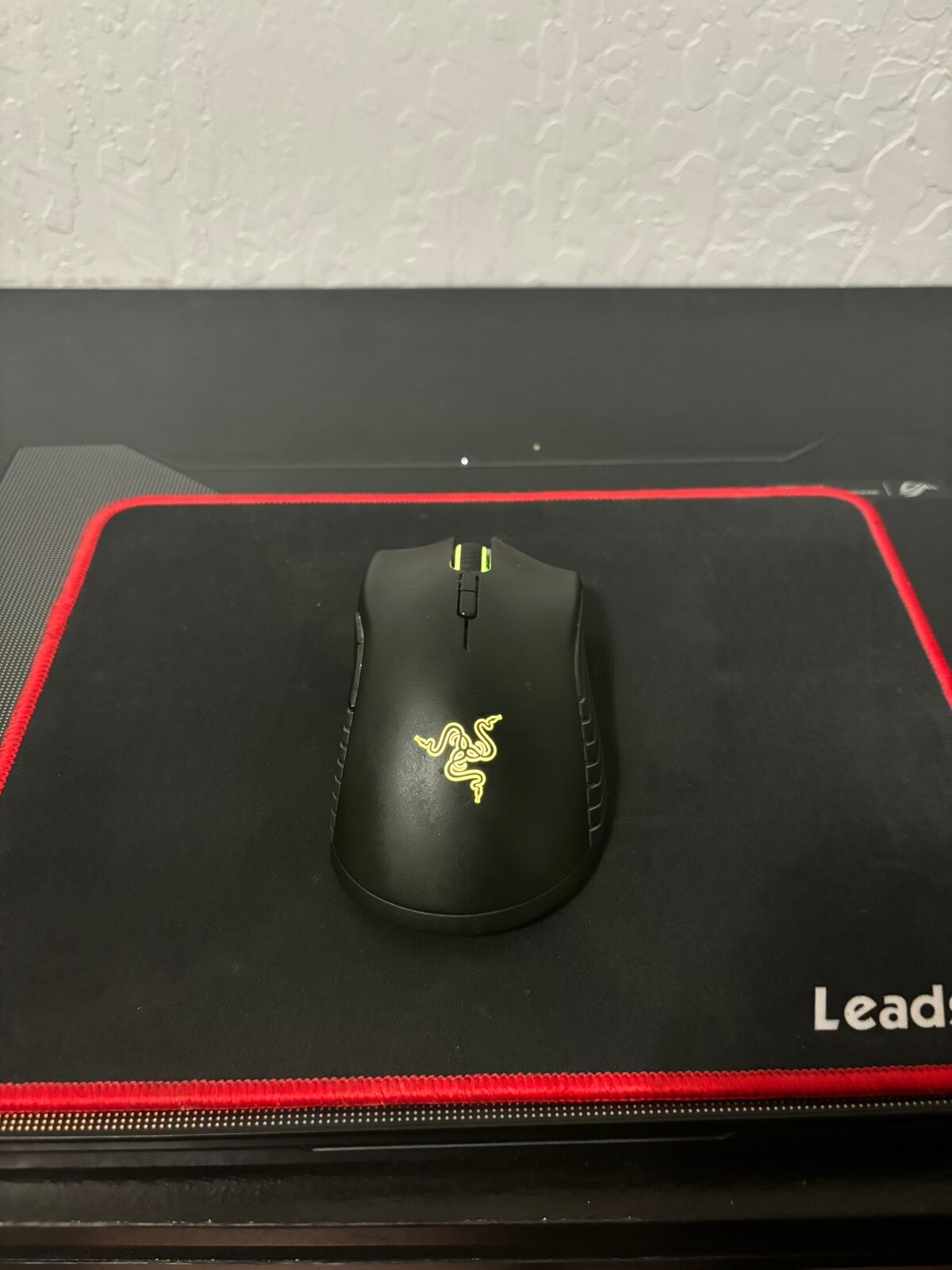 ASUS – ROG Zephyrus M15 GU502 Laptop (razer mouse+charger and laptop charger)