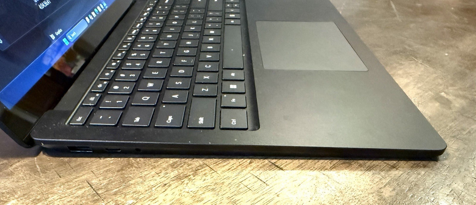 Microsoft Surface Laptop 5 1951 13″ INTEL Core i5-1145G7 16GB RAM 512GB NVME BK