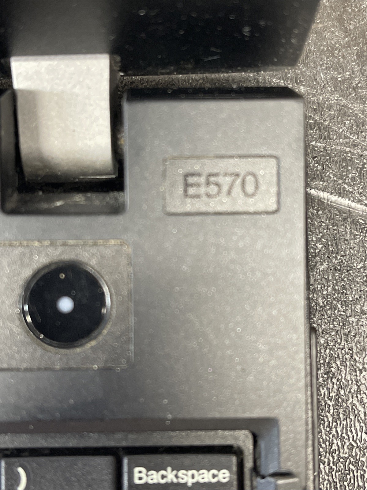 LENOVO THINKPAD E570 Tested LCD Screen W/Chassis&Battery-No Motherboard