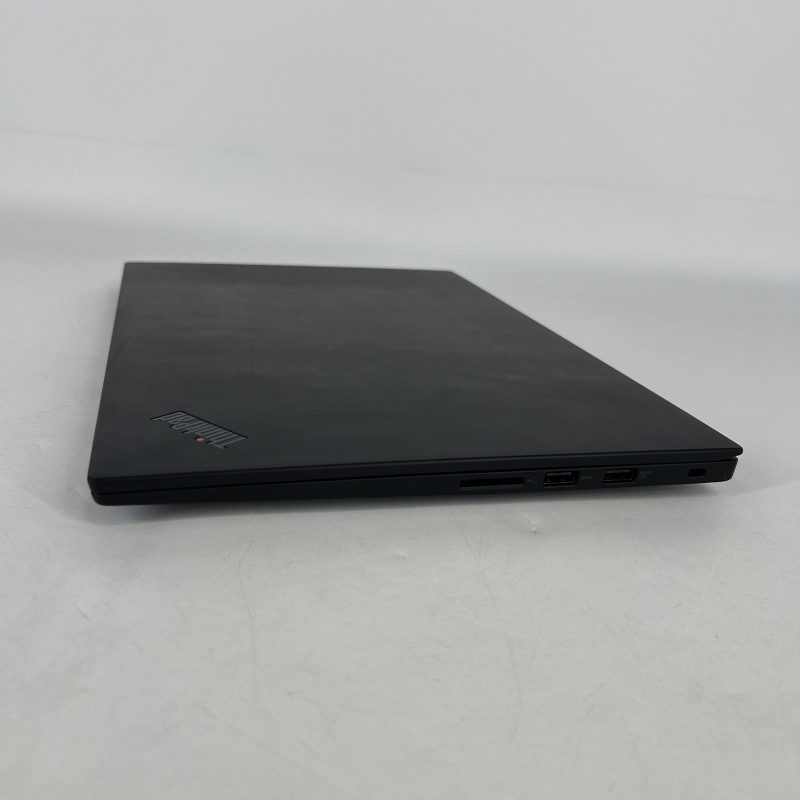 Lenovo ThinkPad P1 Gen 3 15.6 FHD i7-10750H 2.60GHz 16GB 1TB Quadro T1000 Max-Q