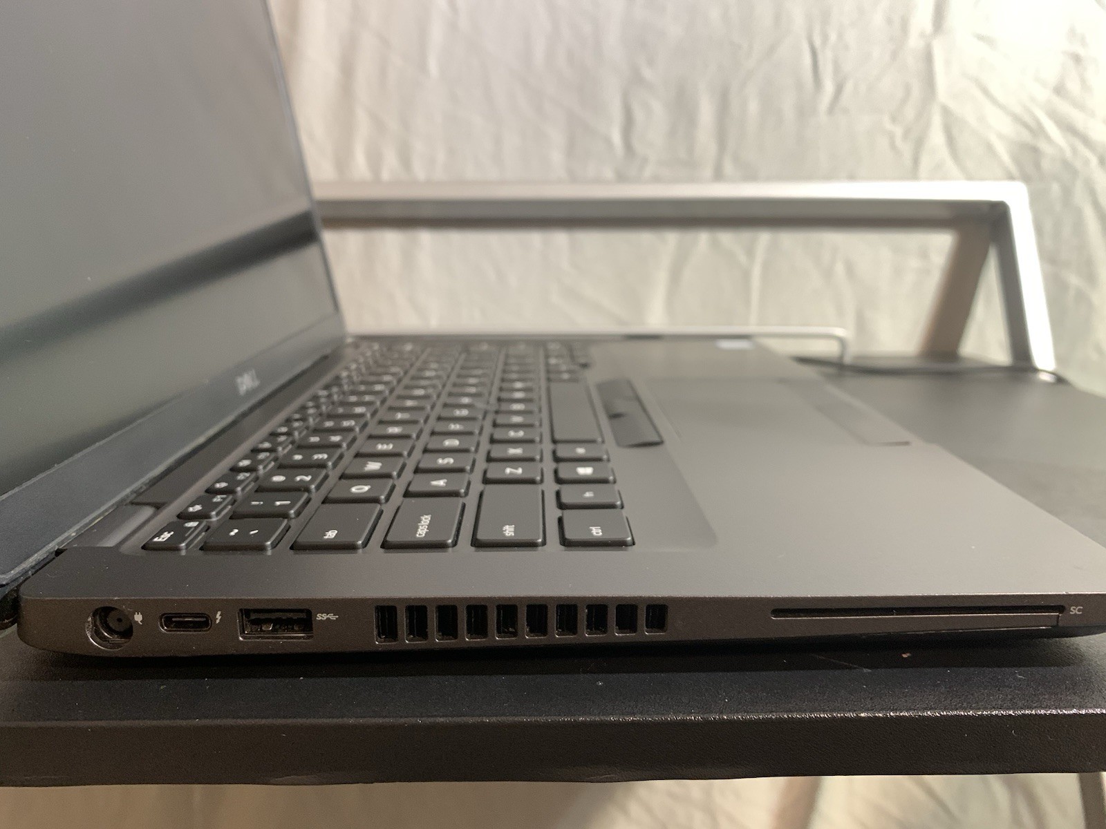 Dell Latitude 5400 i7-8665U 8GB 256GB SSD Win11 14in FHD Black