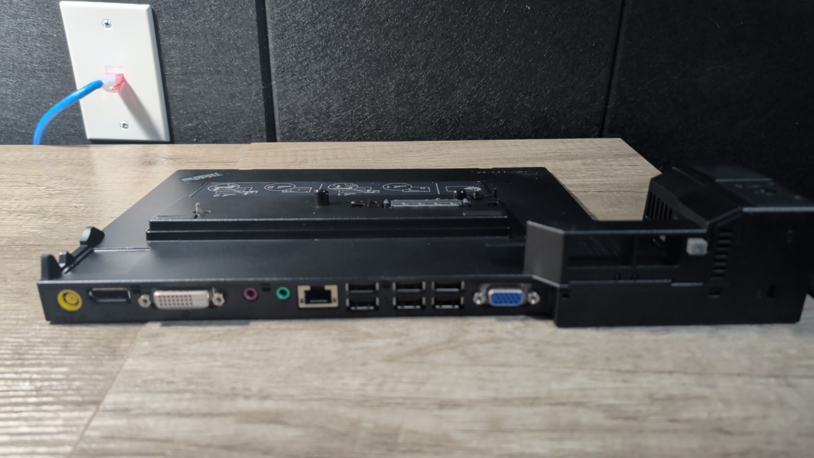 Lenovo ThinkPad T410 Laptop Intel I5-M520 (Untested)