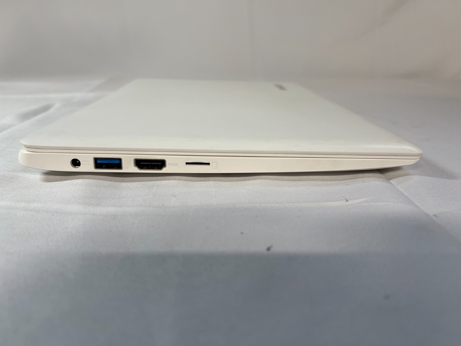 Lenovo IdeaPad 110S 11.6in Celeron N3060 1.60 GHz 2GB 32GB SSD ChromeOS Laptop