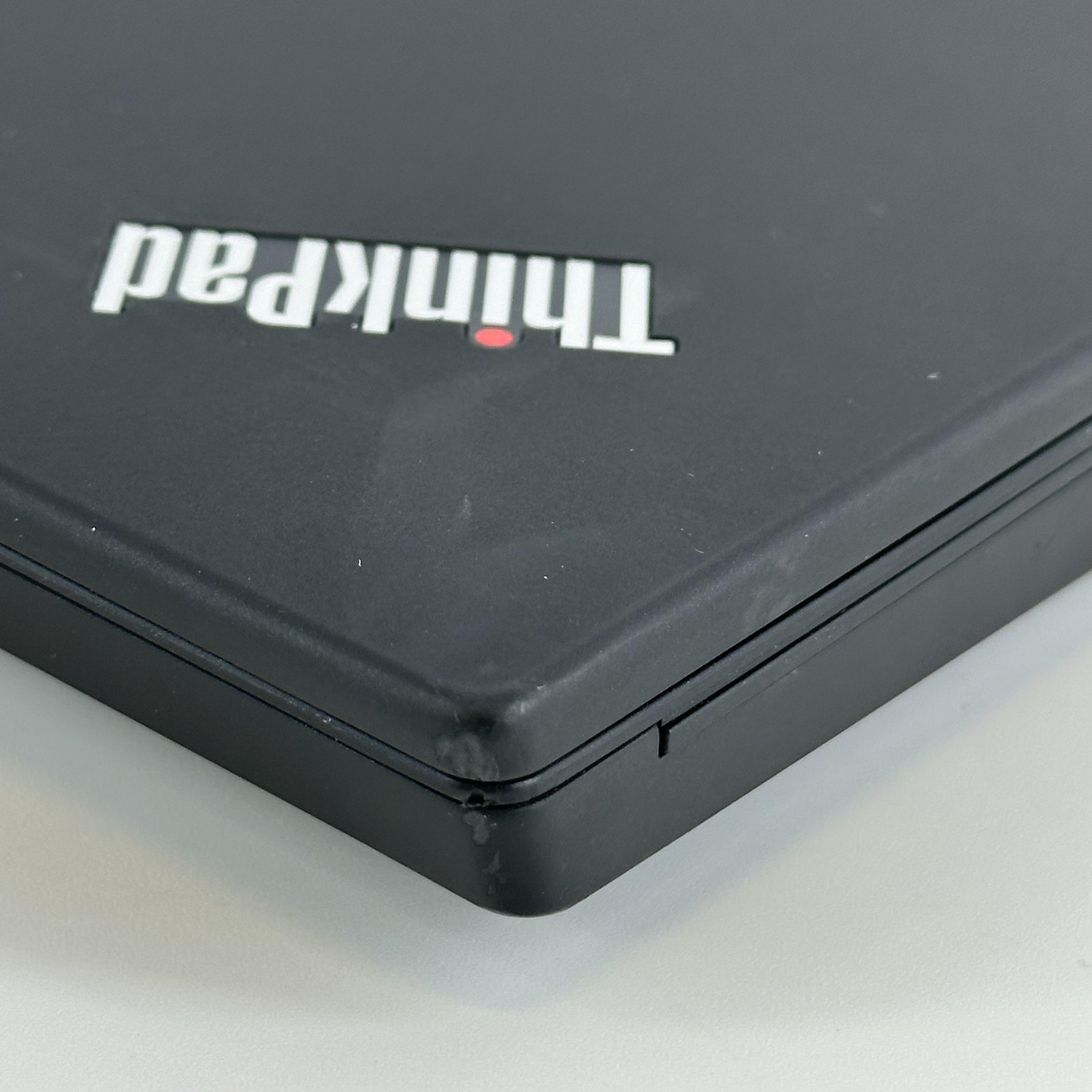 Lenovo ThinkPad P15 Gen 1 FHD i7-10750H 16GB 512GB SSD Quadro T2000 LCD BLEED