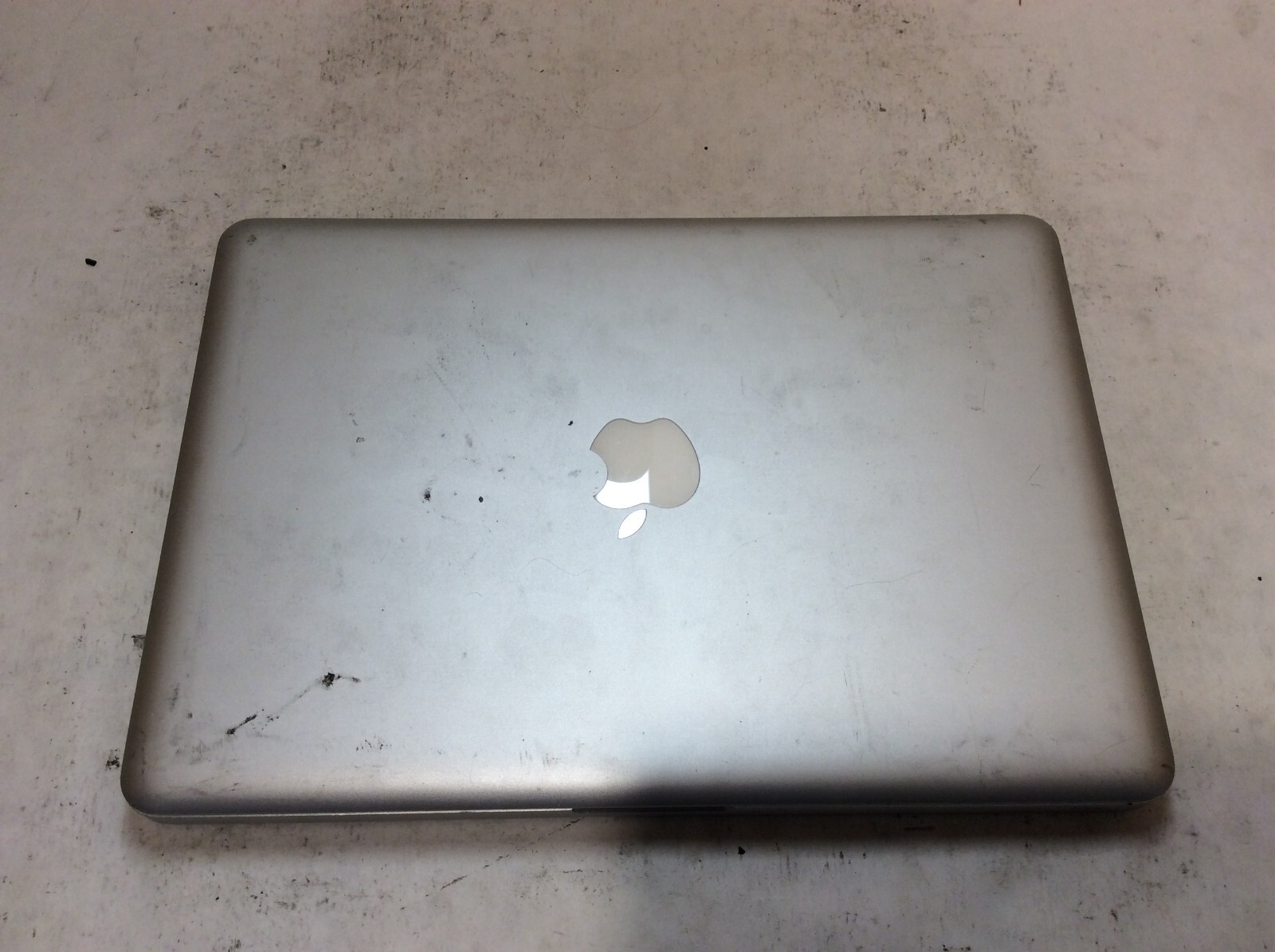 MacBook Pro 5,1 Late 2008 Laptop 13″ Intel Core 2 Duo 2.0GHz WON’T BOOT -PP