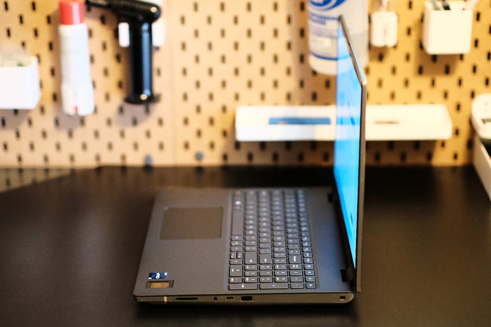 Dell Precision 7670 16″, i9-12950HX, 32GB DDR5, 1TB SSD, RTX 3080 Ti, 4K OLED