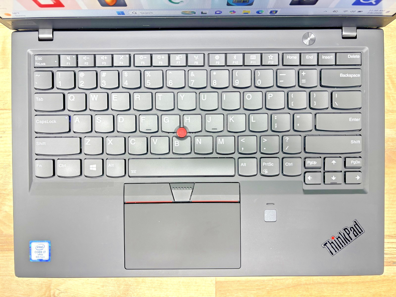 Lenovo ThinkPad X1 Carbon Gen 6 Intel i7-8th Gen 16GB RAM 256GB SSD Win 11 Pro*