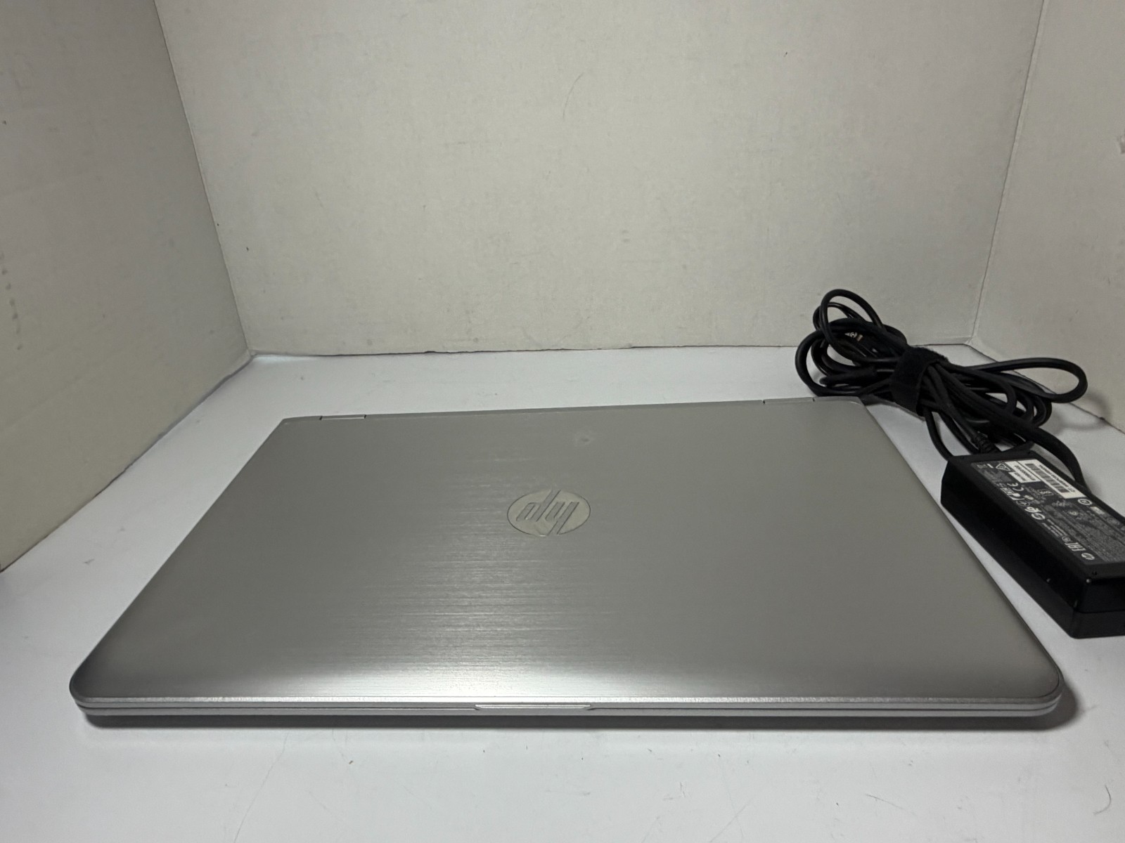 HP Envy x360 M6 2-in-1 TOUCH 15.6″ i7-6500u 8GB 256GB SSD- M6-W105dx- READ!!!
