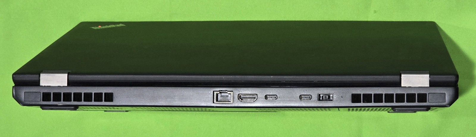 Lenovo ThinkPad P52 Xeon E-2176M 64GB Quadro P2000 2x512GB Win 11 Pro OOBE