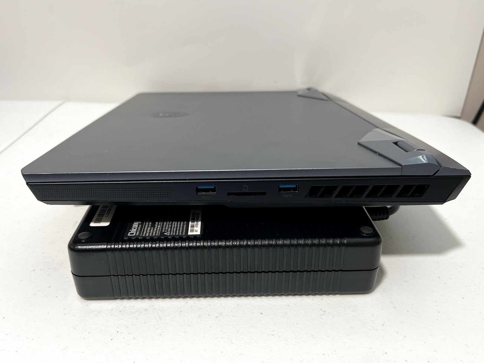 MSI GE76 Raider 17.3″ Gaming Laptop – i7-12700H, 16GB DDR5, RTX 3060, 1TB SSD