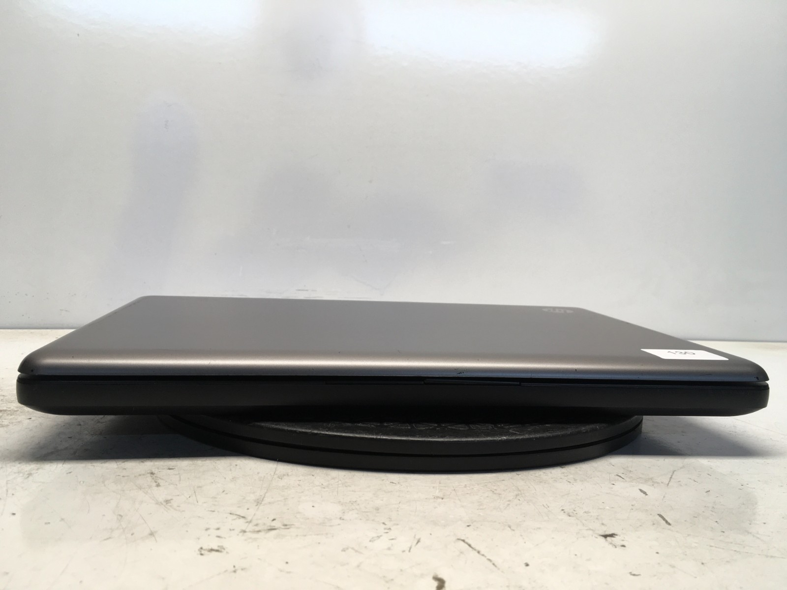 HP 2000Z-400 AMD E-300 1300MHz 12 GB NO HDD