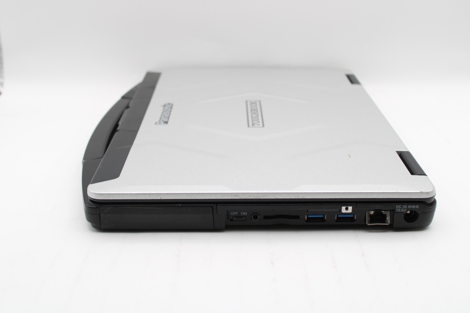 Panasonic ToughBook CF-54 MK3 _ i5-7300U _ 8GB DDR4 _ No SSD / OS