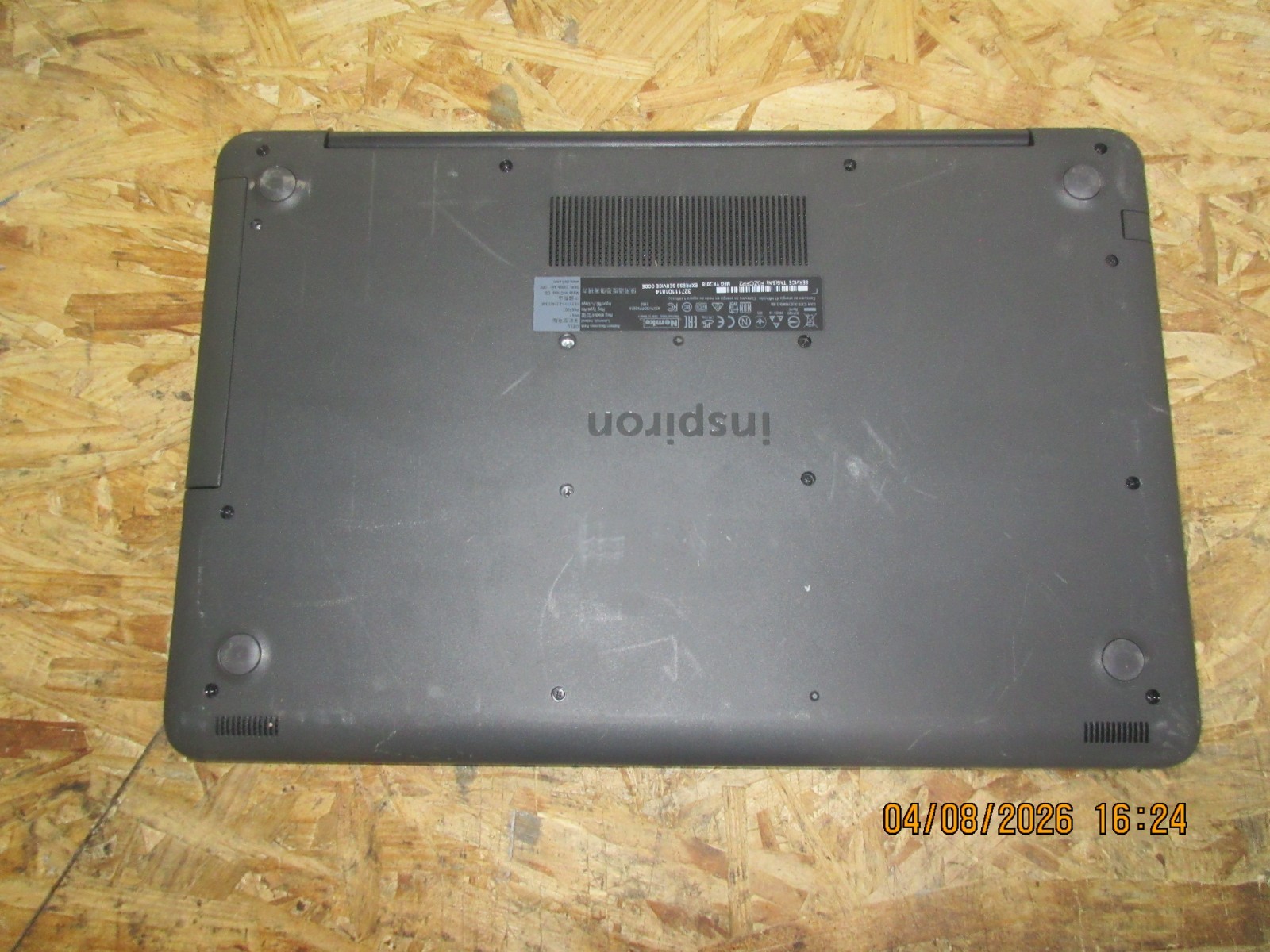 Dell Inspiron 15 5565 Laptop AMD A9-9400 RADEON R5 128GB SSD 8GB RAM Win11P.