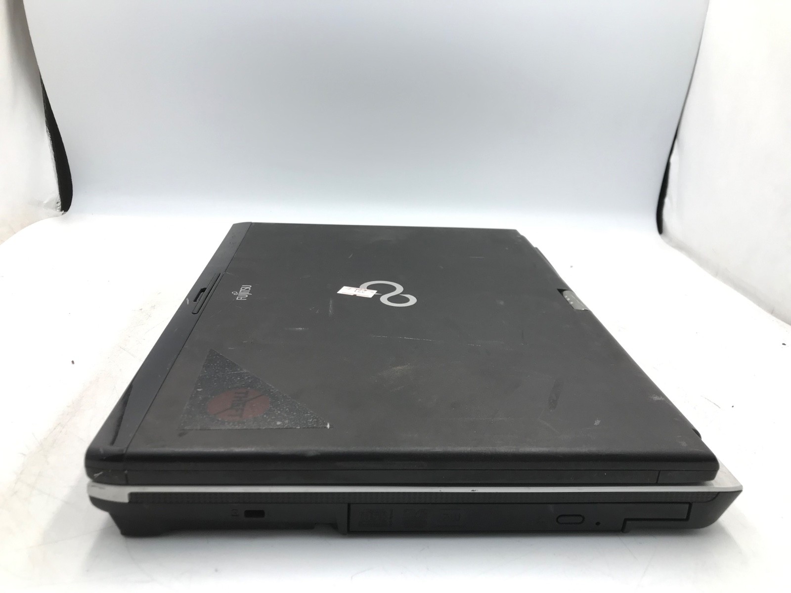 Fujitsu LifeBook T900 Intel Core i5-520M 13.3″ Tablet 4Gb RAM-BOOTS TO BIOS -MZ