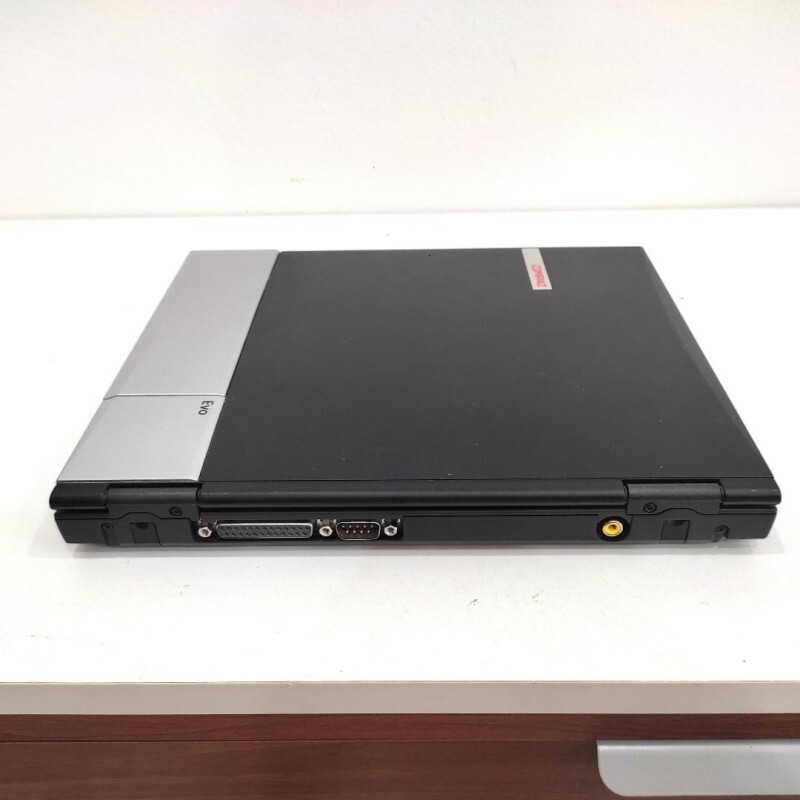 Pentium 3 III 1.20GHz Windows XP Compaq Serial 22018 12″ Laptop PC Notebook PC