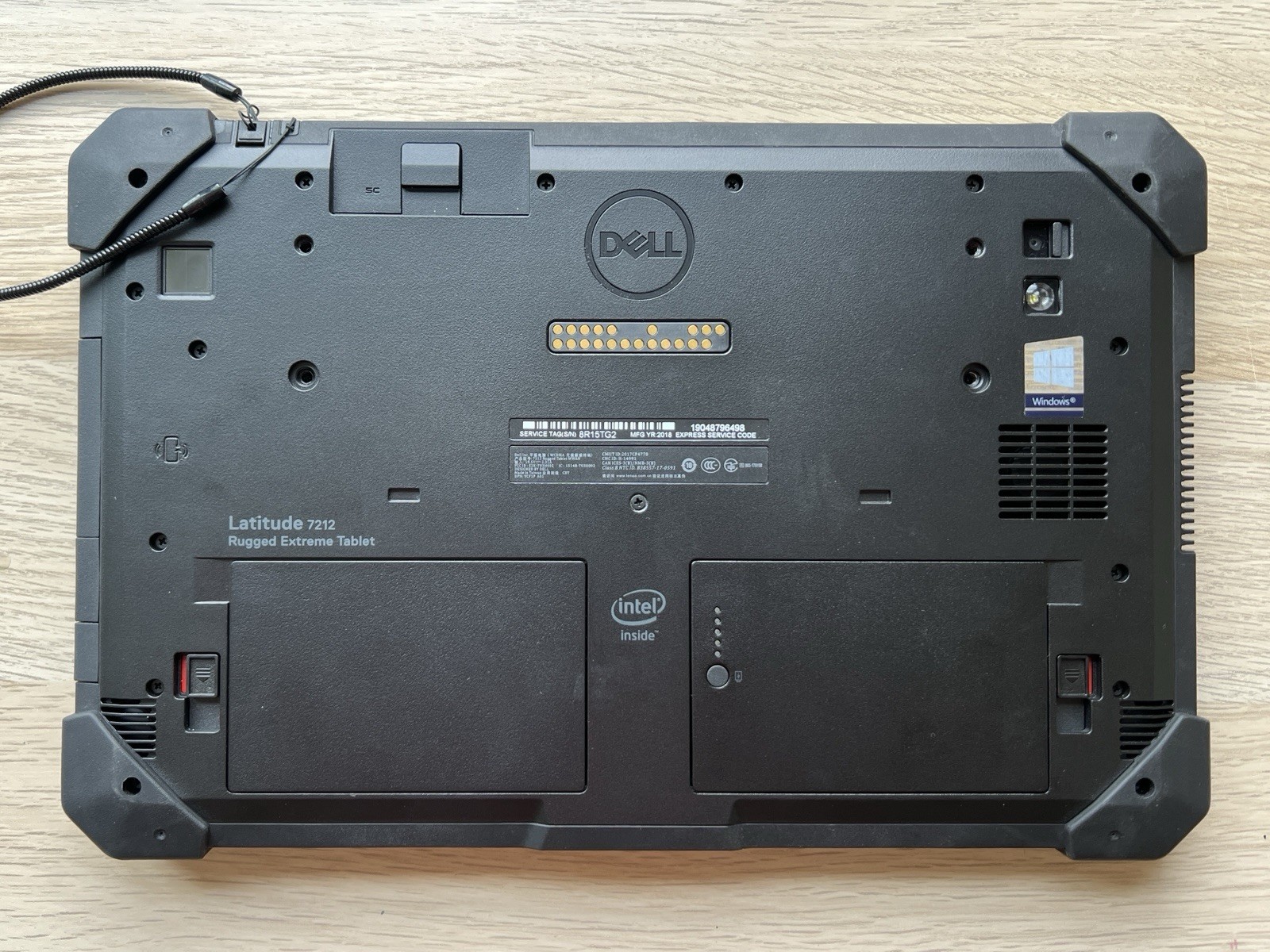DELL LATITUDE RUGGED EXTREME TABLET LAPTOP 7212 i7-8650U 16GB 256GB 1.9GHZ *READ