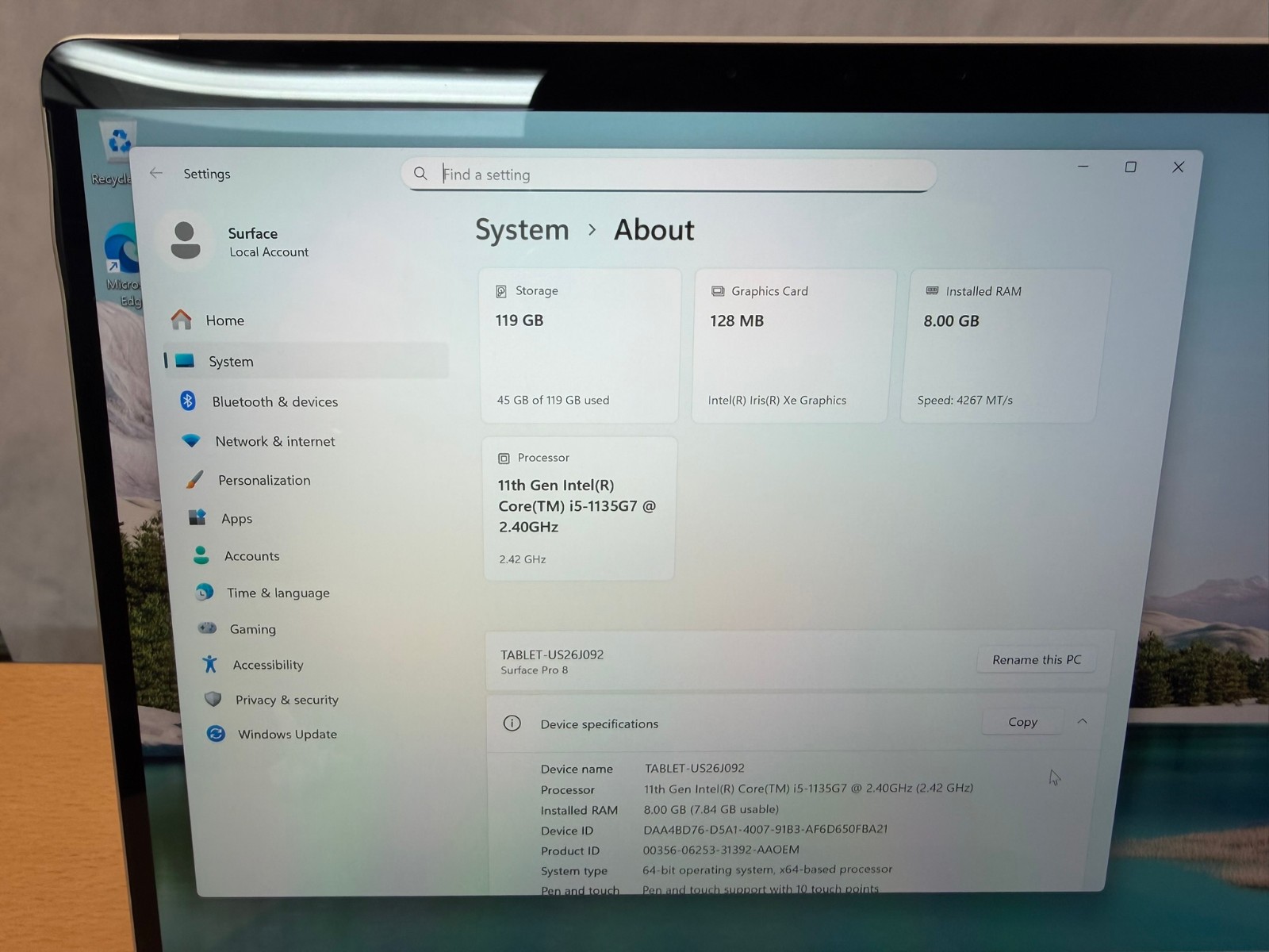 Microsoft Surface Pro 8 i5-1135G7 8GB 128GB SSD Win11 Reset Read