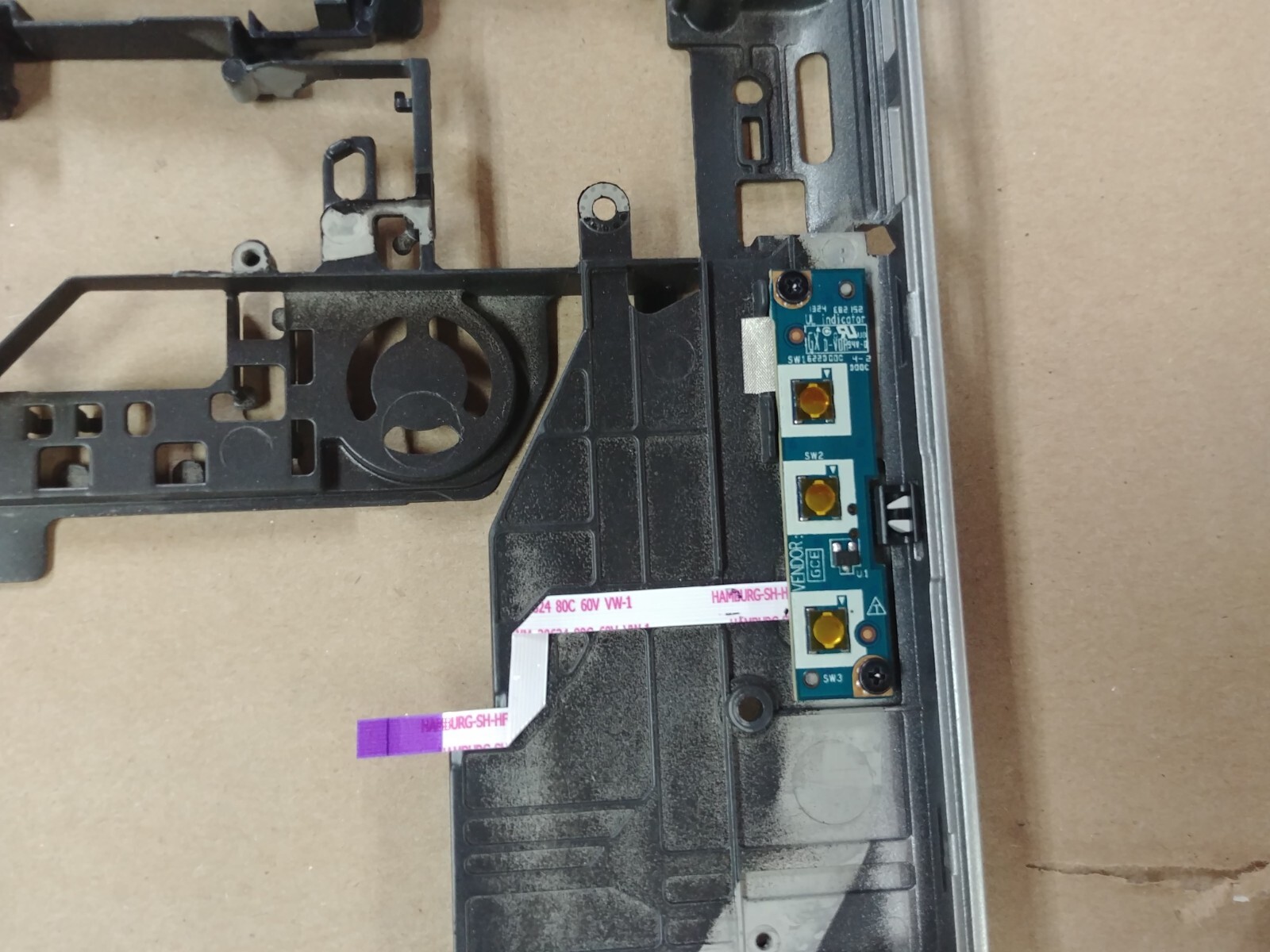 Dell Latitude E6430 INTERNAL CASE FRAME WITH OTHER ADAPTERS