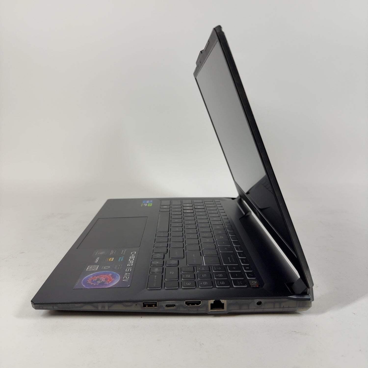 MSI Cyborg 15 A13VF 16″ i7-13620H 2.4GHz 8GB RAM 1TB SSD SSD GeForce RTX 4060