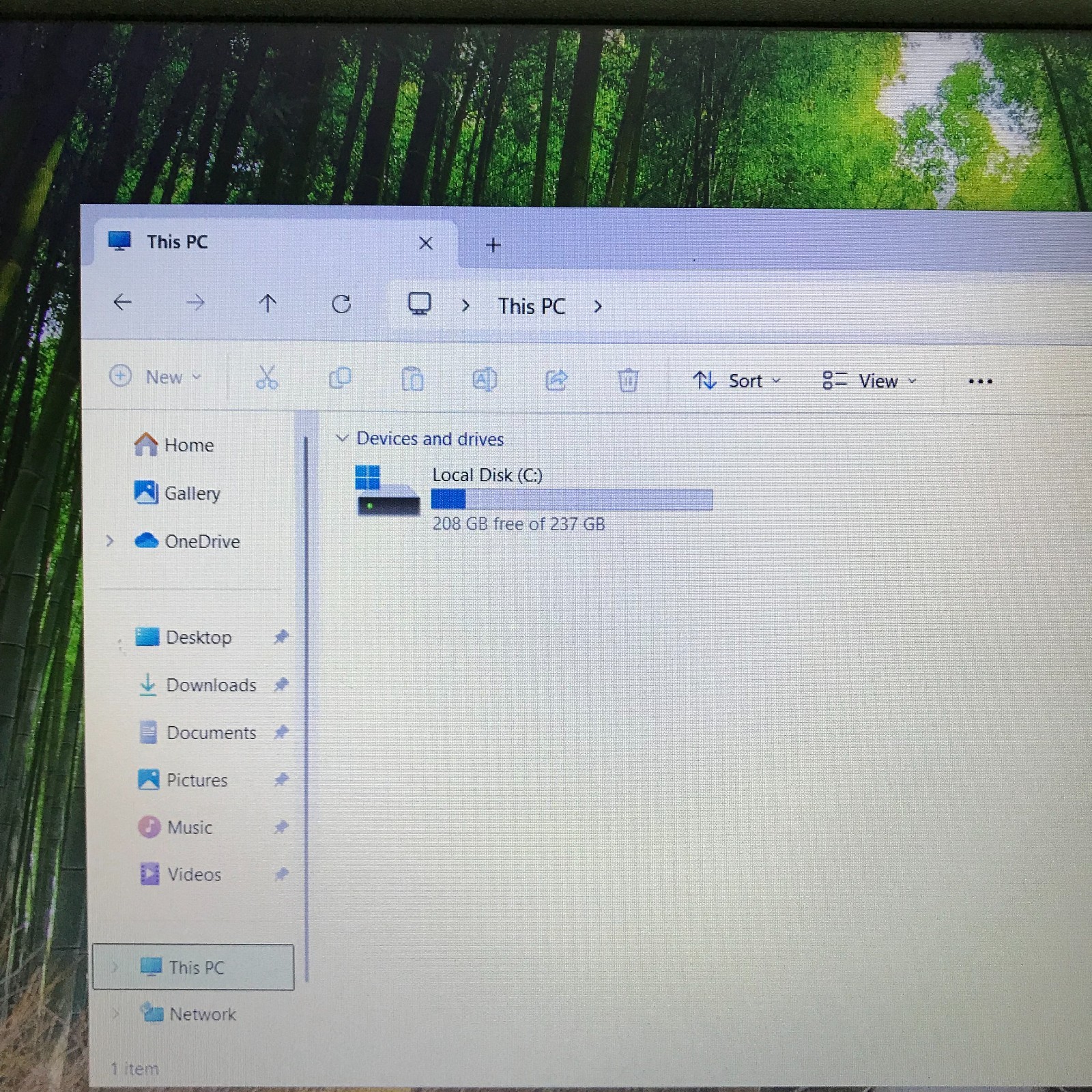 Dell Latitude 3500 15.6″ i5-8265u 1.6GHz 16GB RAM 256GB SSD (Windows 11 Pro)