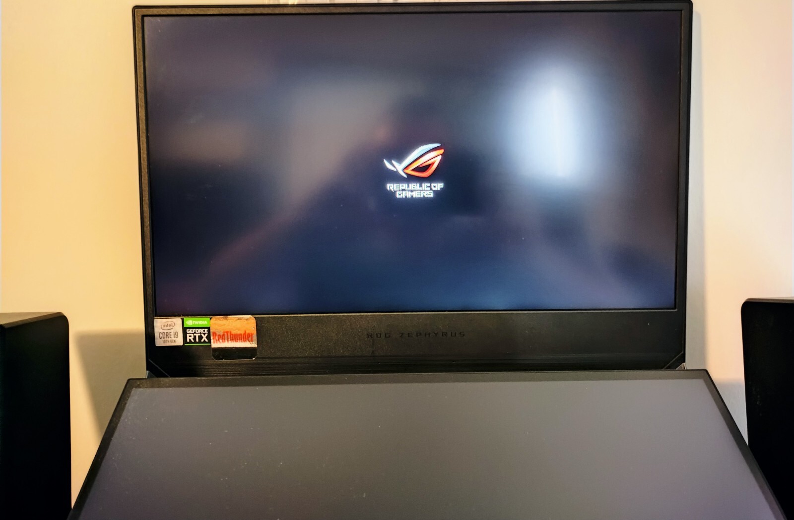 Asus ROG Zephyrus Duo 15