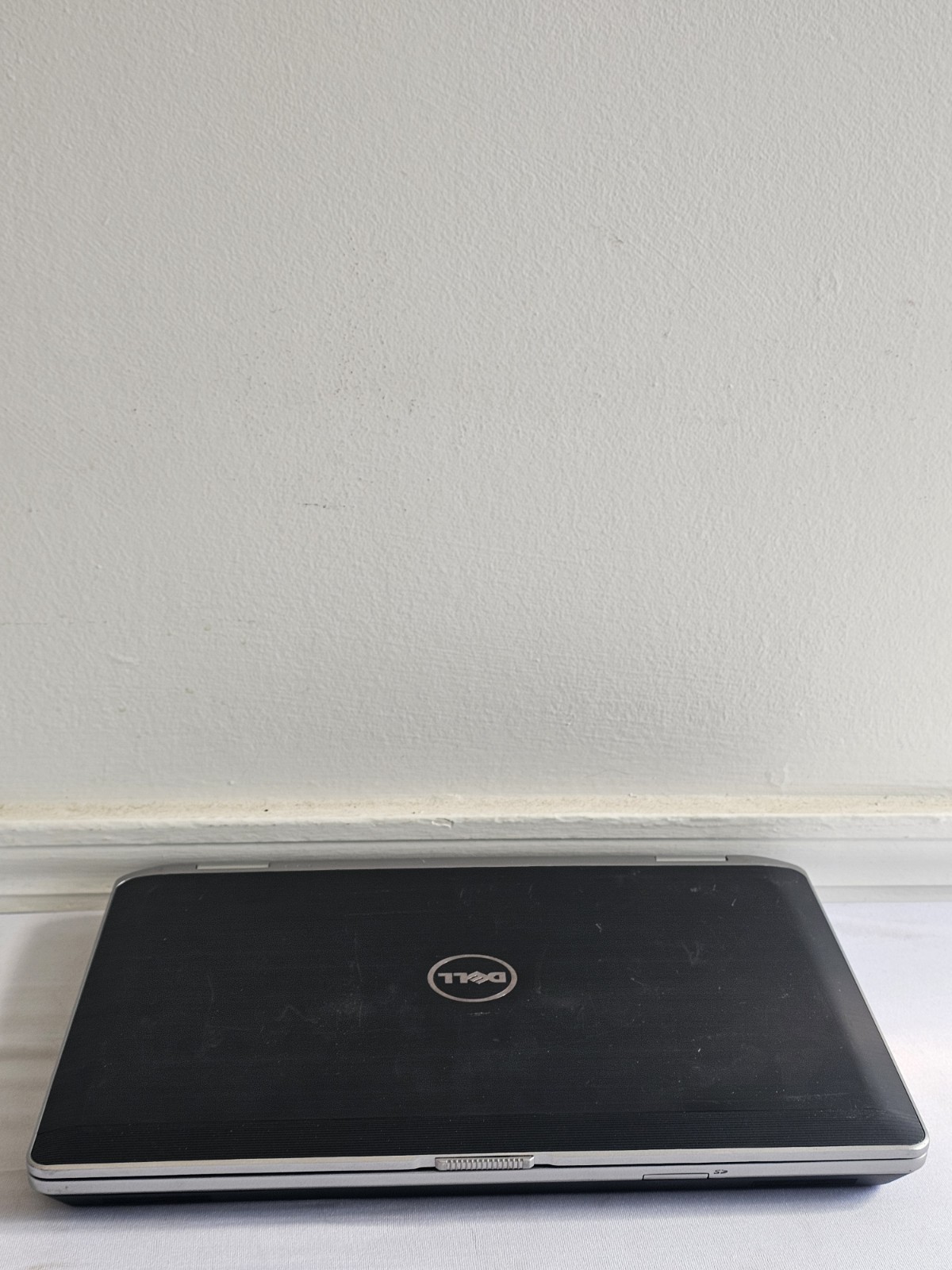 Dell Latitude E6430 Laptop – Intel i5-3210M – 4GB RAM 320GB HDD BAD BATT Win 10