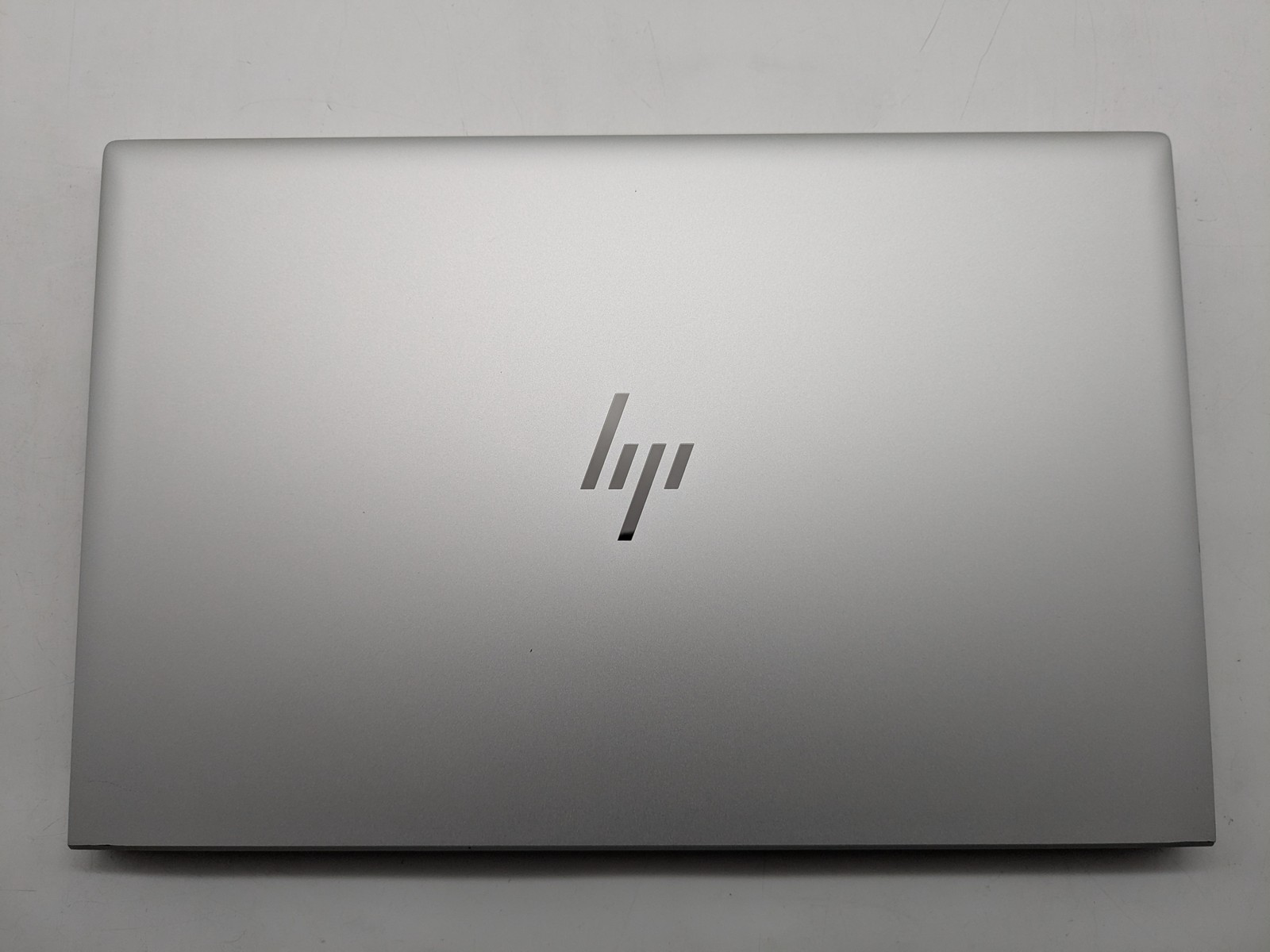HP EliteBook 850 G8 15″ FHD I7-1185G7 512GB SSD 16GB W11P GeForce MX450 Backlit