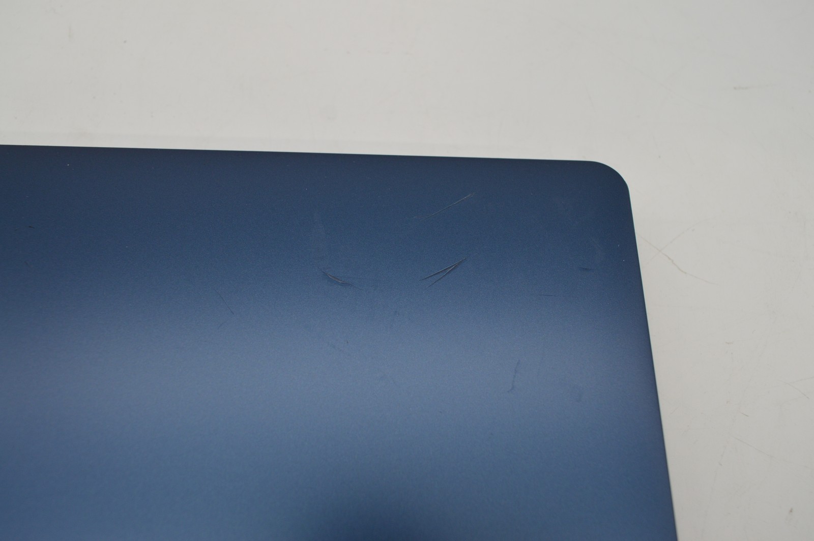 Lenovo IdeaPad Slim 3 15IRU8 Core i3-1315U 1.2GHz 8GB 256GB SSD PC1795820