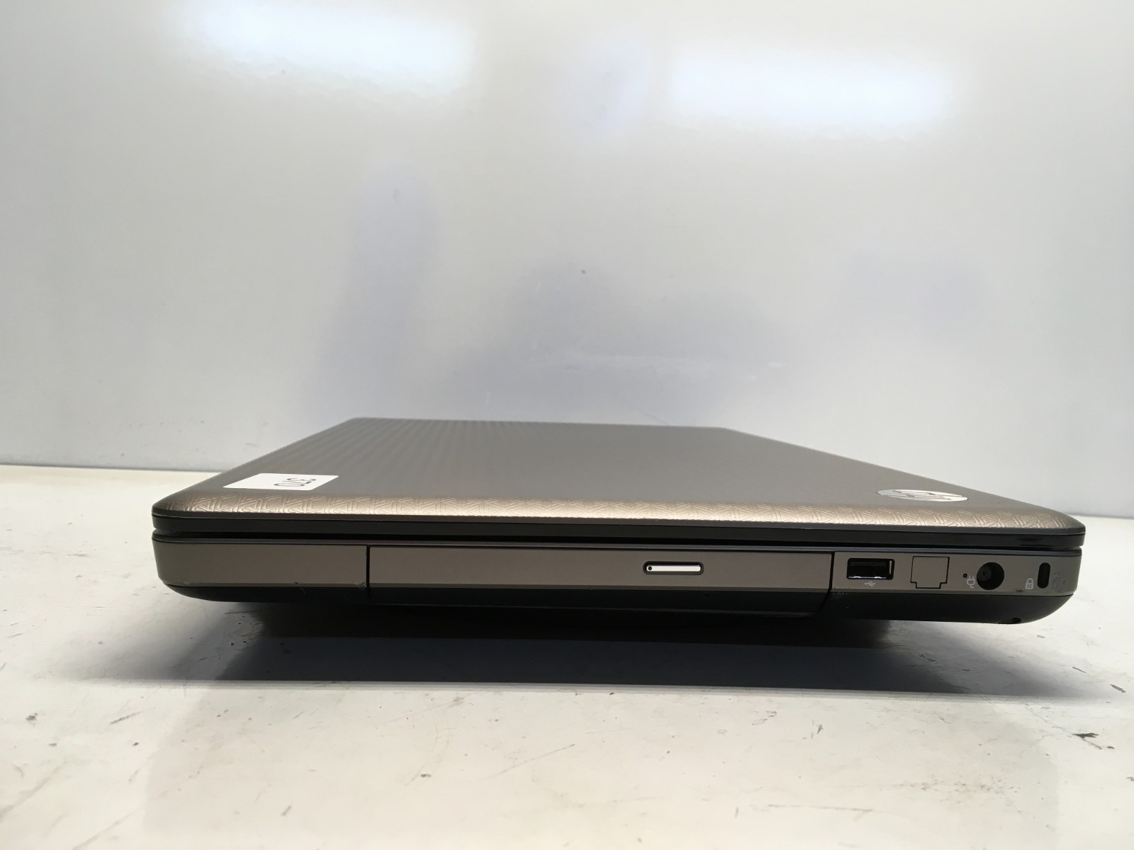 HP G72-B66US Intel i3-M370 2.4GHz 4 GB NO HDD No Batt