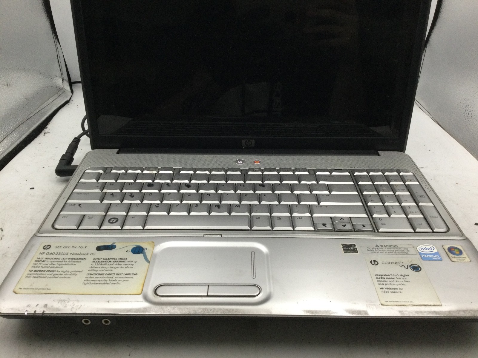 HP G60 LAPTOP – for parts – INTEL PENTIUM DUAL CORE – 1GB RAM – READ DESC-BB