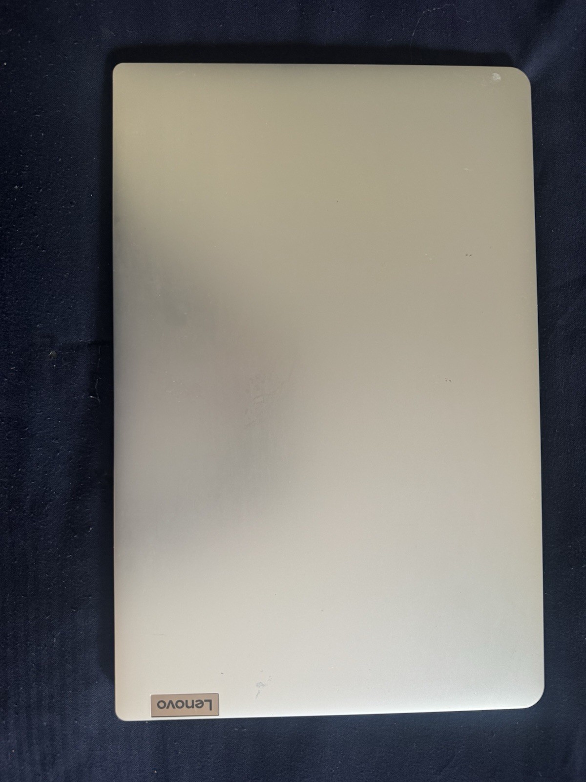 Lenovo IdeaPad U530 15.6″ Intel Core i5-1335U 16GB RAM Windows 11 Home Silver