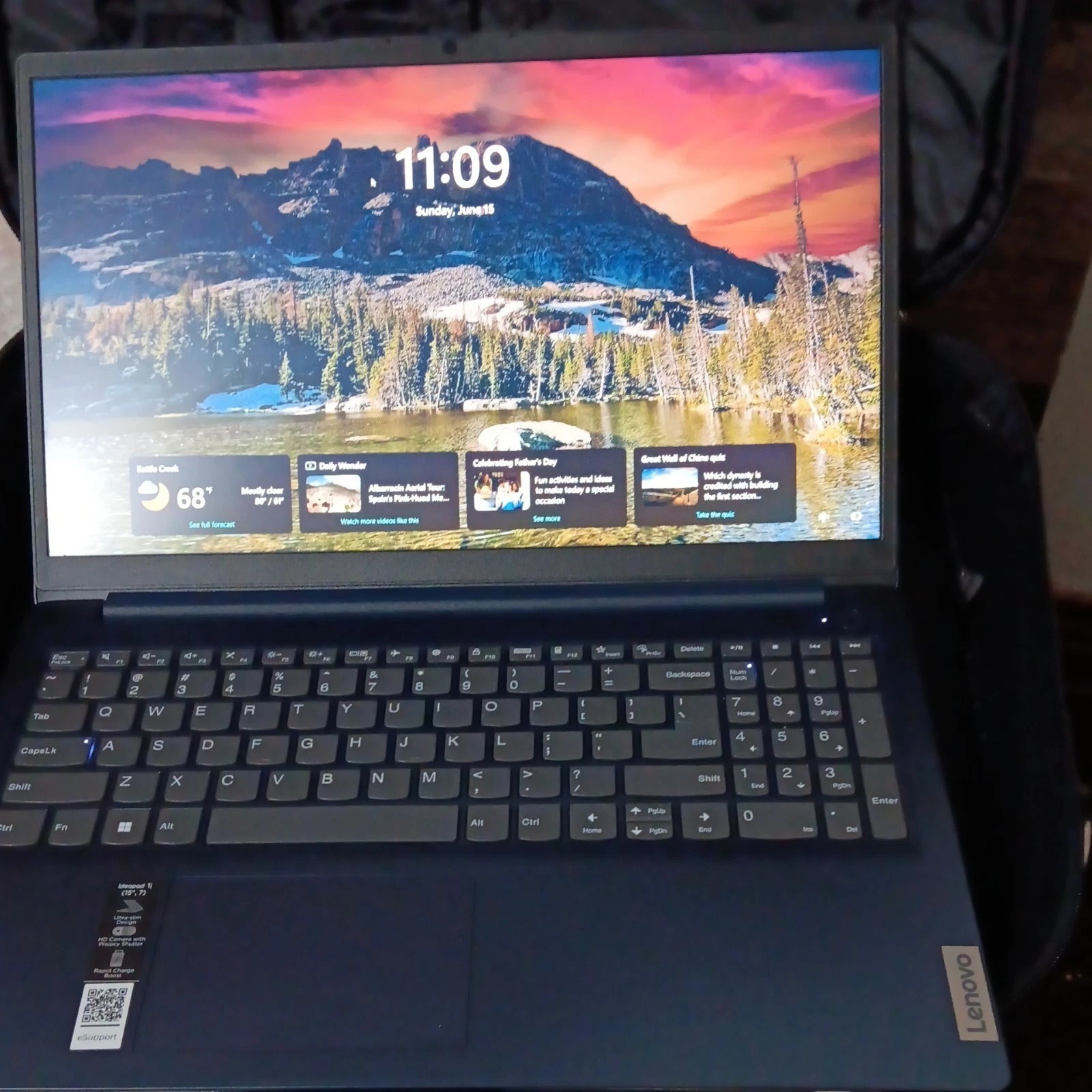 Lenovo IdeaPad 1 15amn7 Lightly Used For Sale with verge carry in case