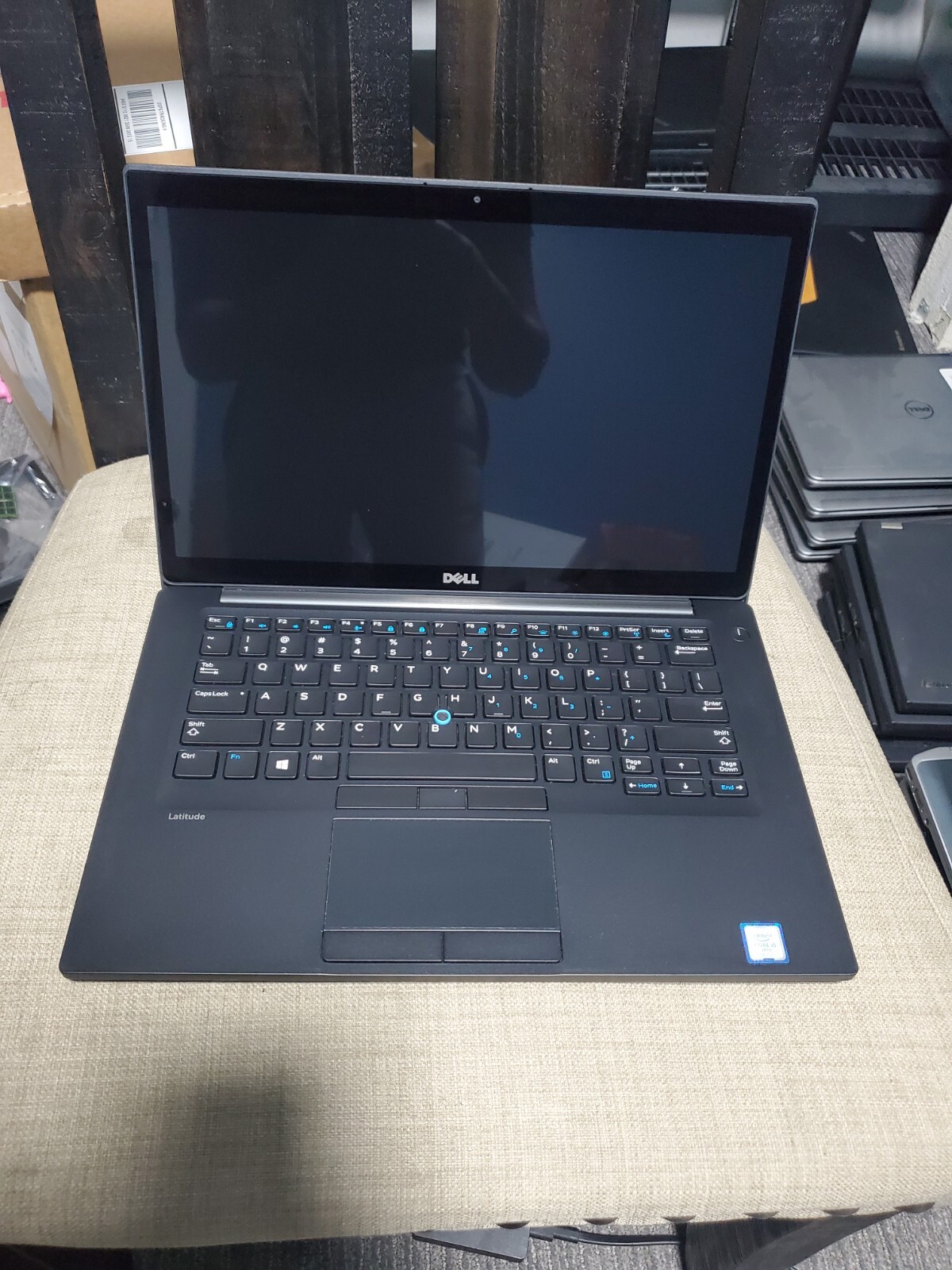 Dell Latitude ‎7480 14″ Touch(256GB SSD, Intel Core i5-7300U, ‎2.6 GHz, 8GB RAM)