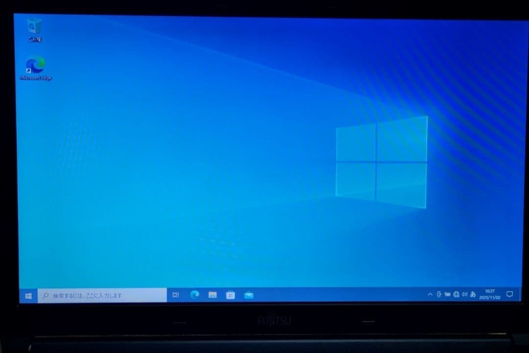 Fujitsu Lifebook A574/K 5.6 inches Color: Black/Red Windows10 Operation OK