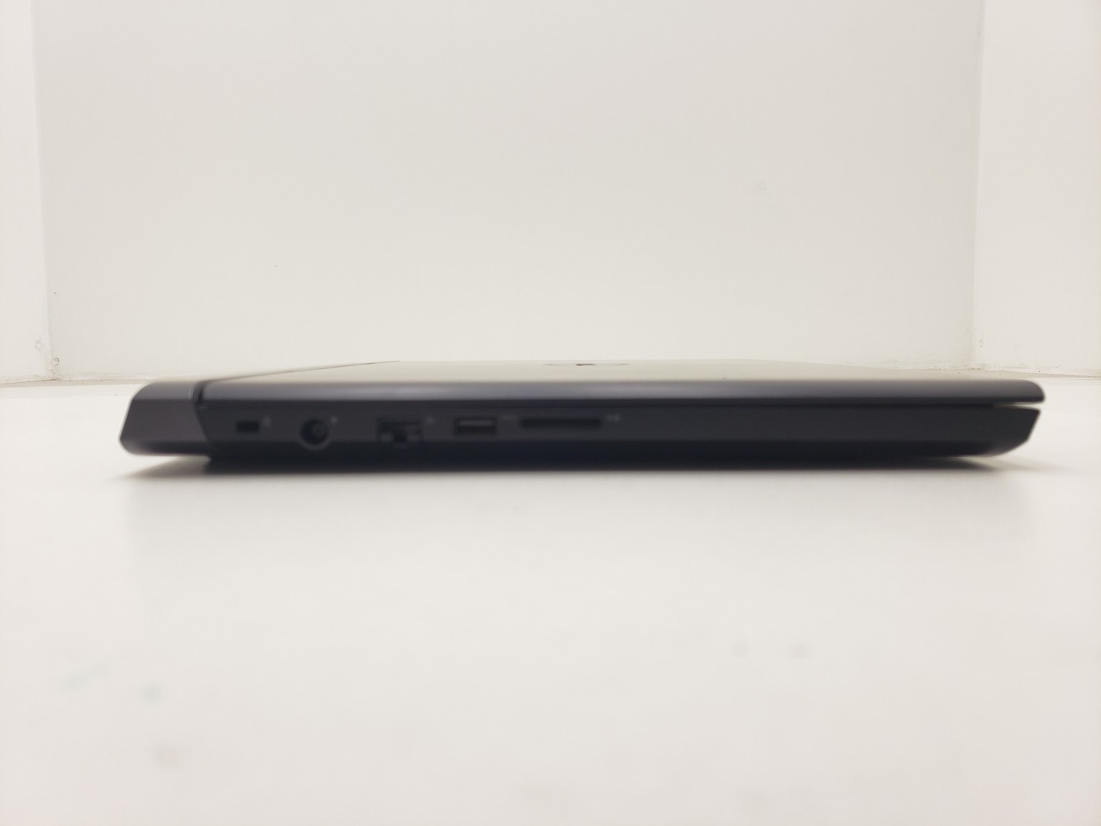 Dell Inspiron 7577 i7-7700HQ 16GB RAM 256GB SSD NVIDIA GTX 1060 Win 11 Laptop PC