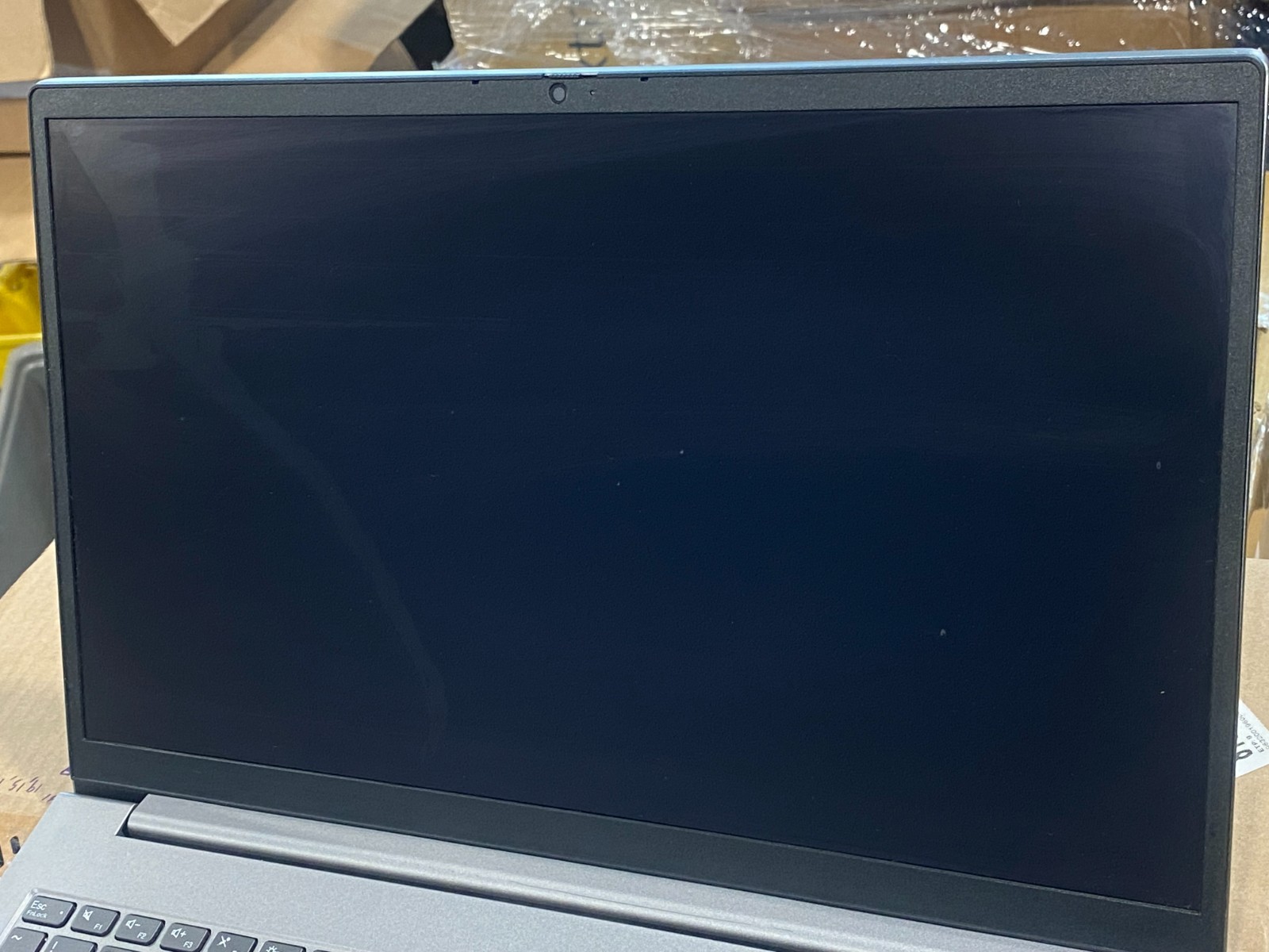 Broken screen Lenovo ThinkBook 15 G4 IAP 14″ i7-1165g7 8GB RAM NO CHARGER INCLUD