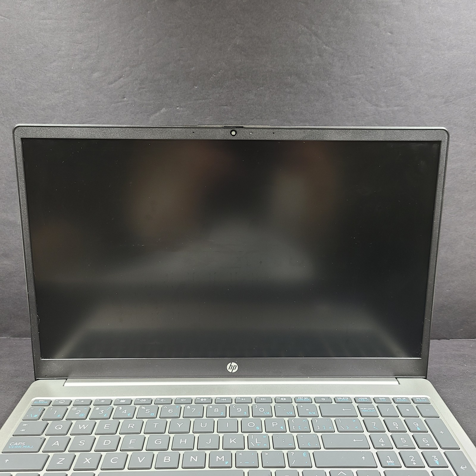 HP Laptop 15-fd0047 14″ Intel Core 5 120U CPU @ 1.40 GHz 512GB SSD 16GB RAM