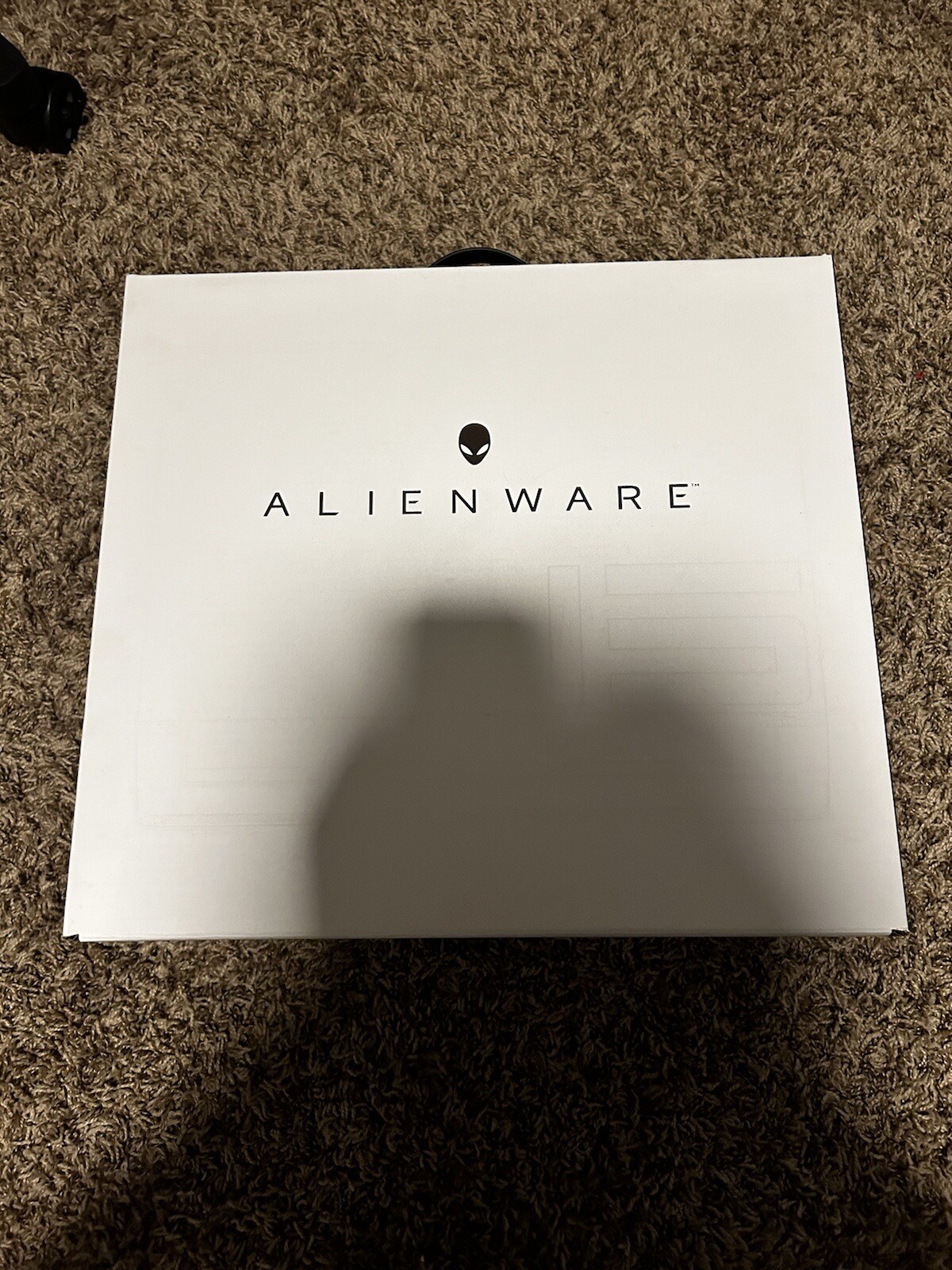 Alienware m15 R4 15.6″ (1TB SSD, Intel Core i7-10870H, 2933MHz, 16GB RAM, NVIDIA