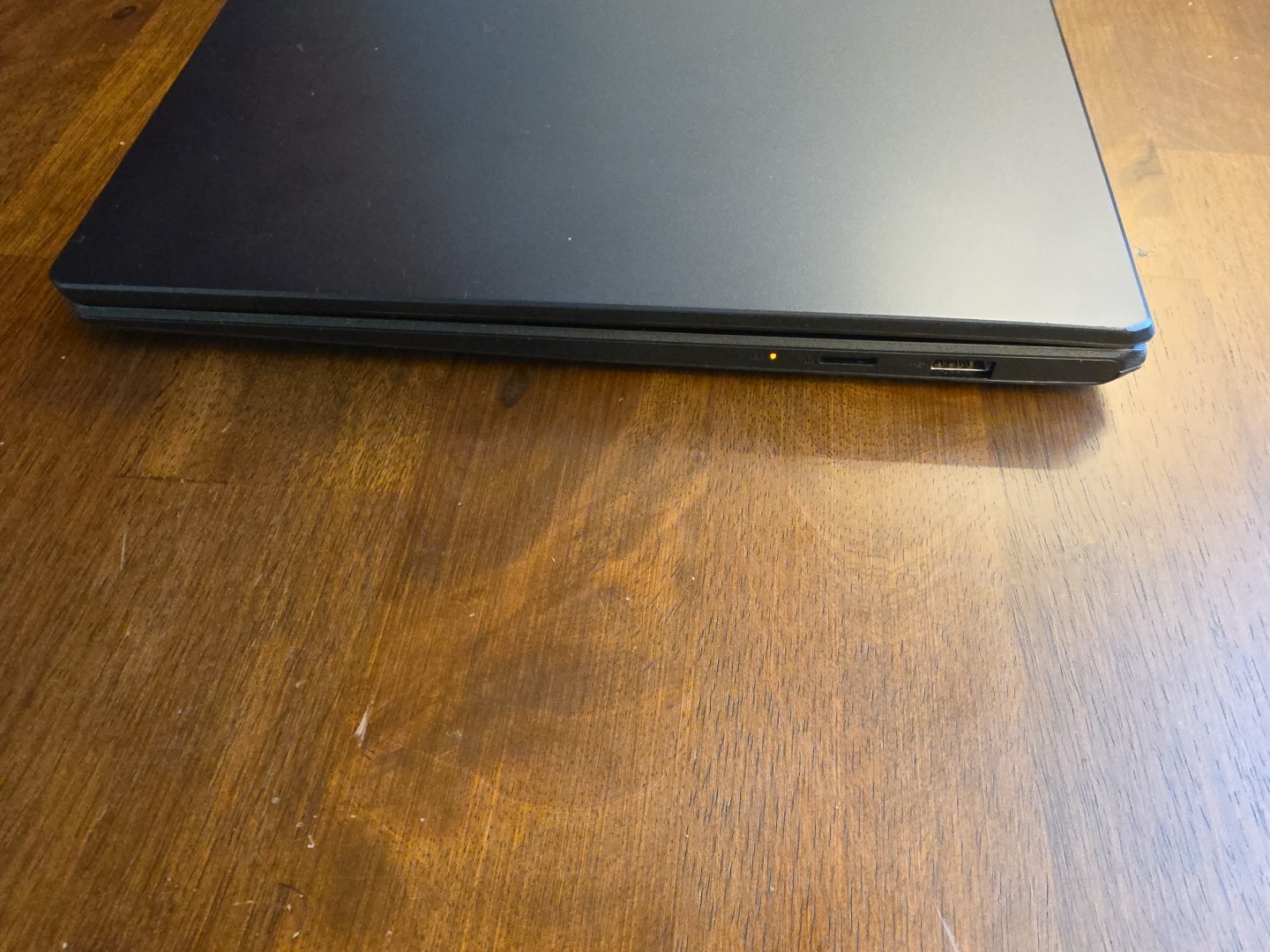 ASUS E510 15.6″ Full HD Laptop – BAD BATTERY,BADSCREEN FOR PARTS ONLY
