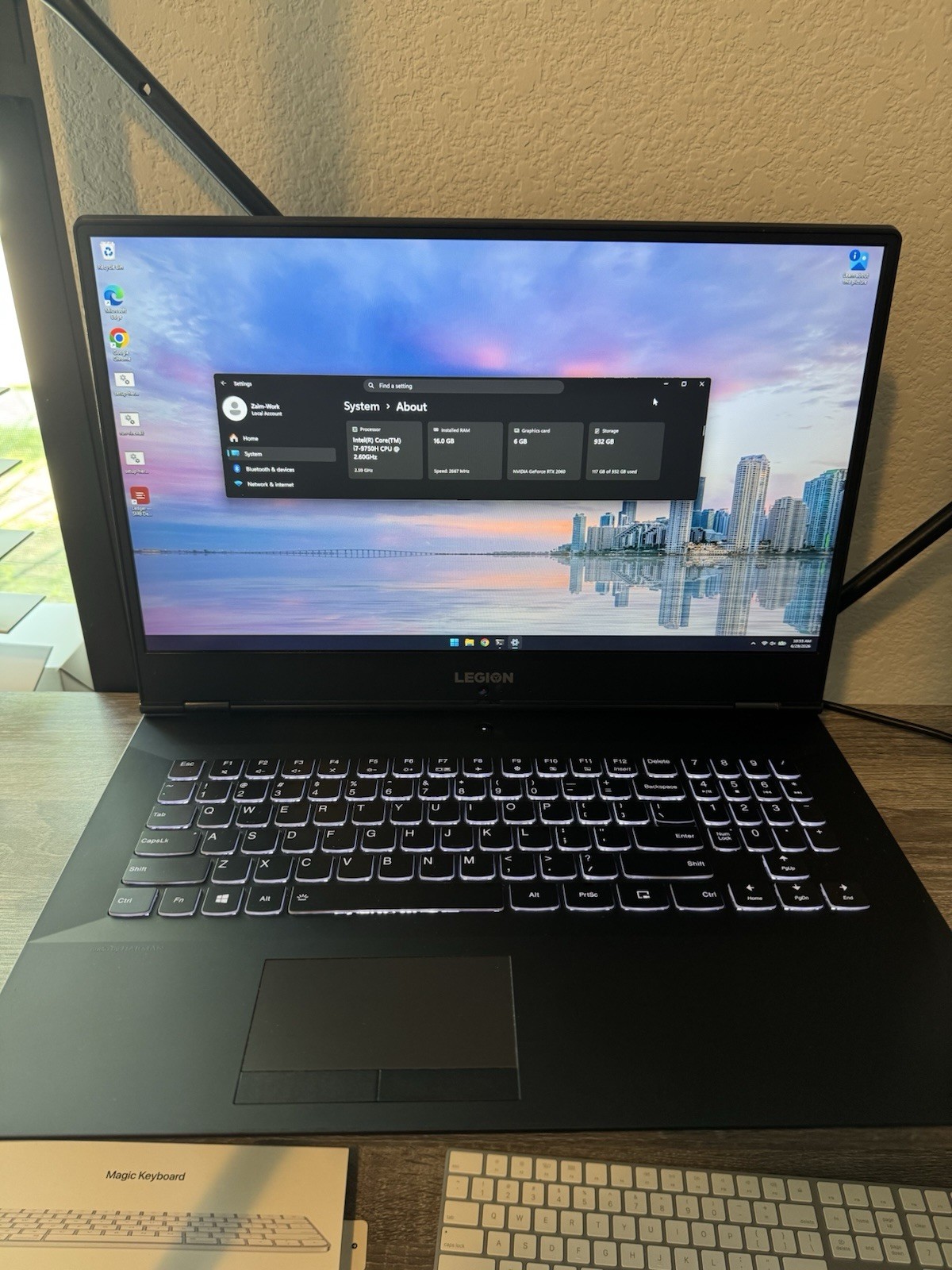 Lenovo Legion 17.3″ Gaming Laptop i7-9750H, 16GB RAM 1TB SSD, RTX 2060, 144hz
