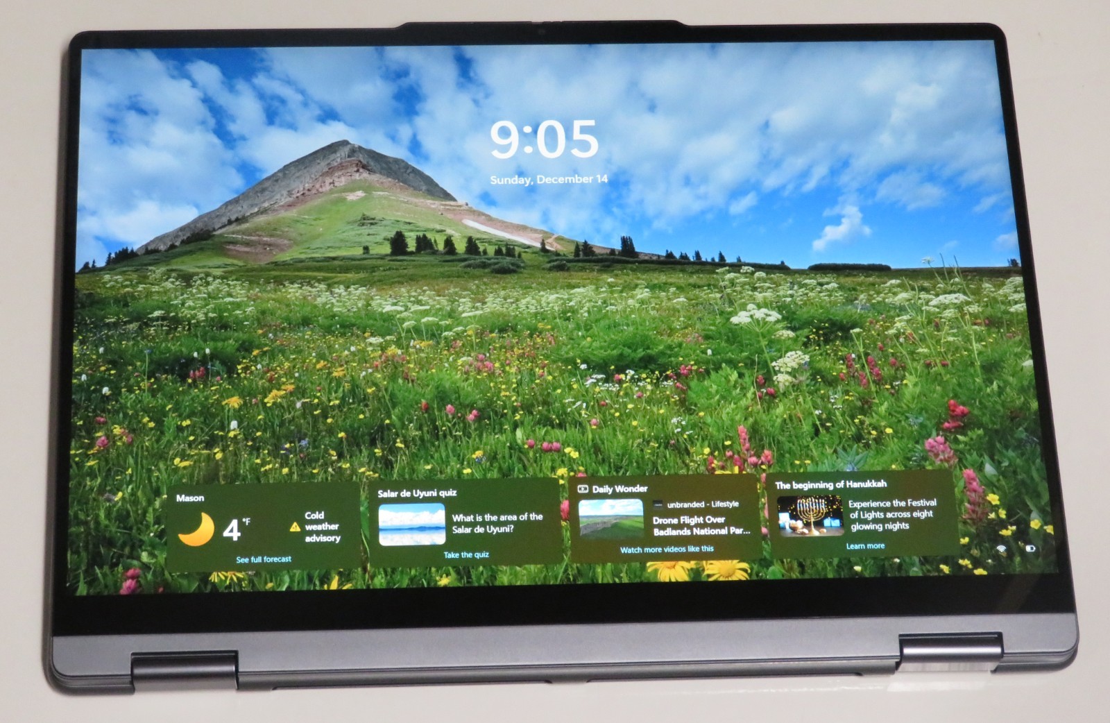 Lenovo Yoga 7i 2-in-1 Copilot+ 16″ 2K Touch Intel Ultra 7 256V 16GB RAM 1TB SSD
