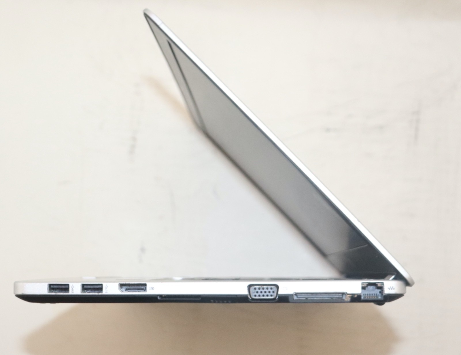 HP EliteBook Folio 9470M |Intel core i7@2.00GHz|8GB RAM|256SSD|Webcam