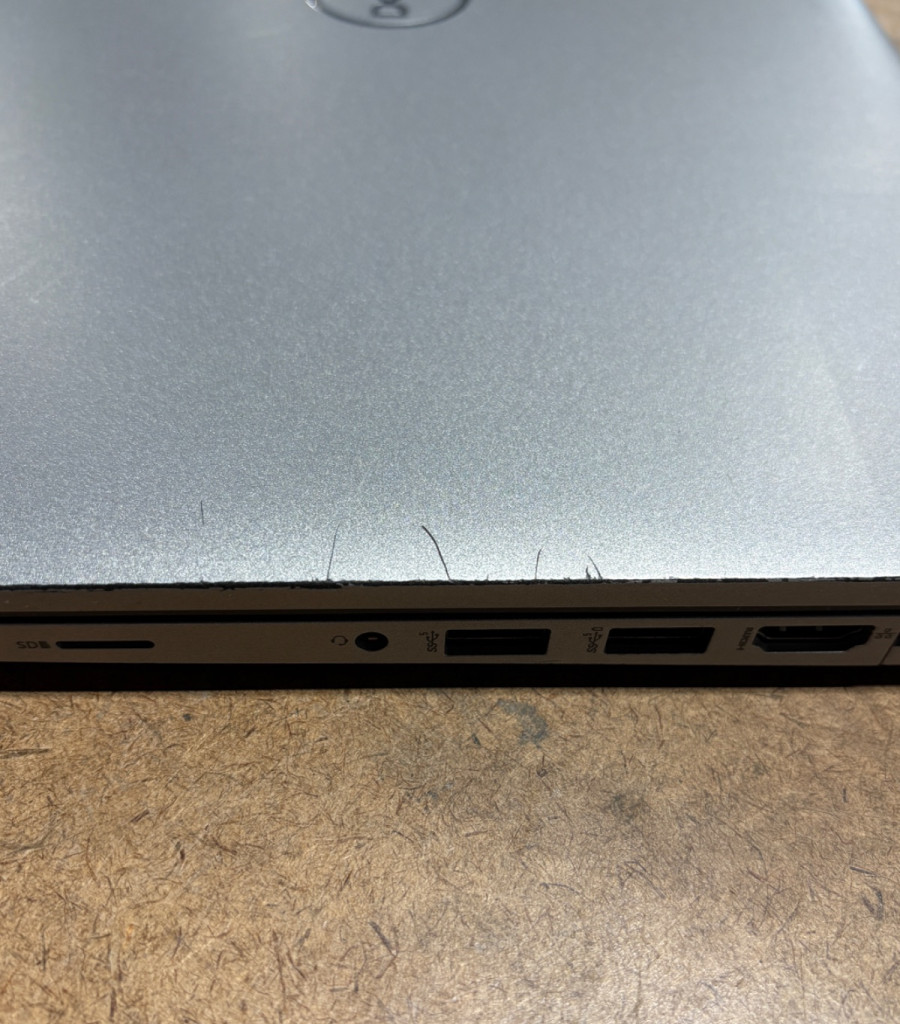 Dell Latitude 5430 14″ i7-1255U 8GB RAM 256GB SSD FHD | No WIFI/Charger/OS READ