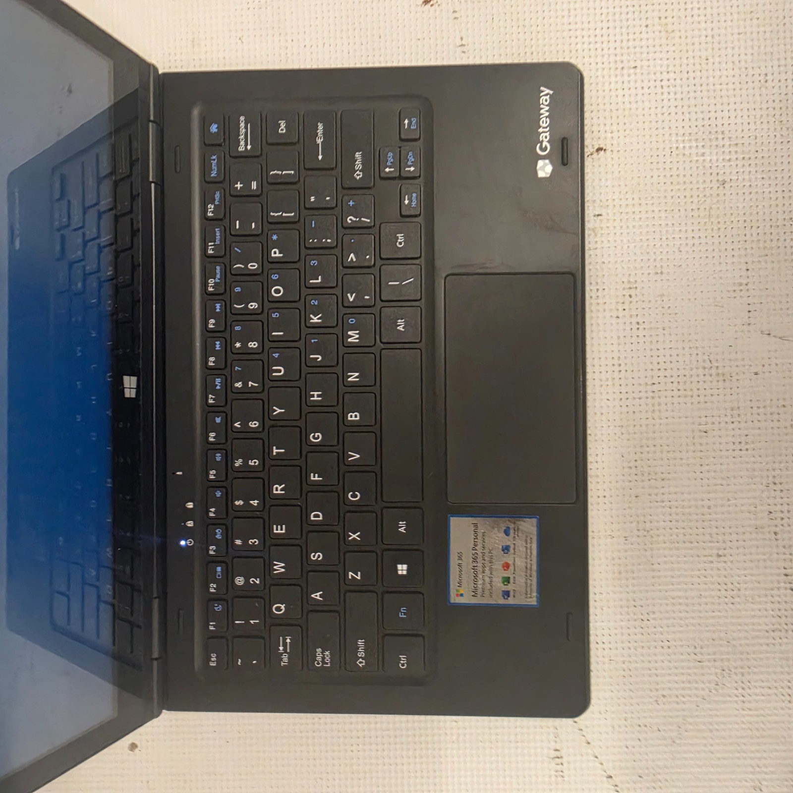 Gateway Laptop 11.6″ Intel Celeron 1.10Ghz 4GB Ram 64GB SSD Win 10 Home (S/Demo)