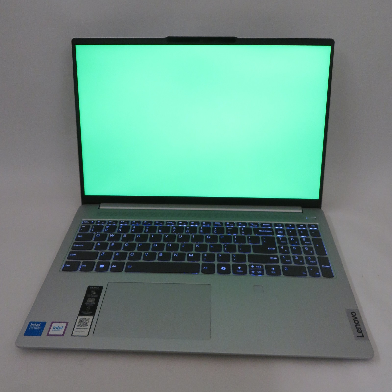 Lenovo IdeaPad Slim 5 16IRU9 CORE 7 150U 1.8GHz 8GB RAM 512GB Windows 11
