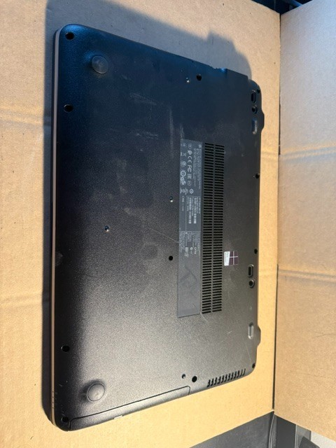 HP ProBook 650 G2 i7-6820HQ 256GB SSD 8GB RAM (No Charger Included)